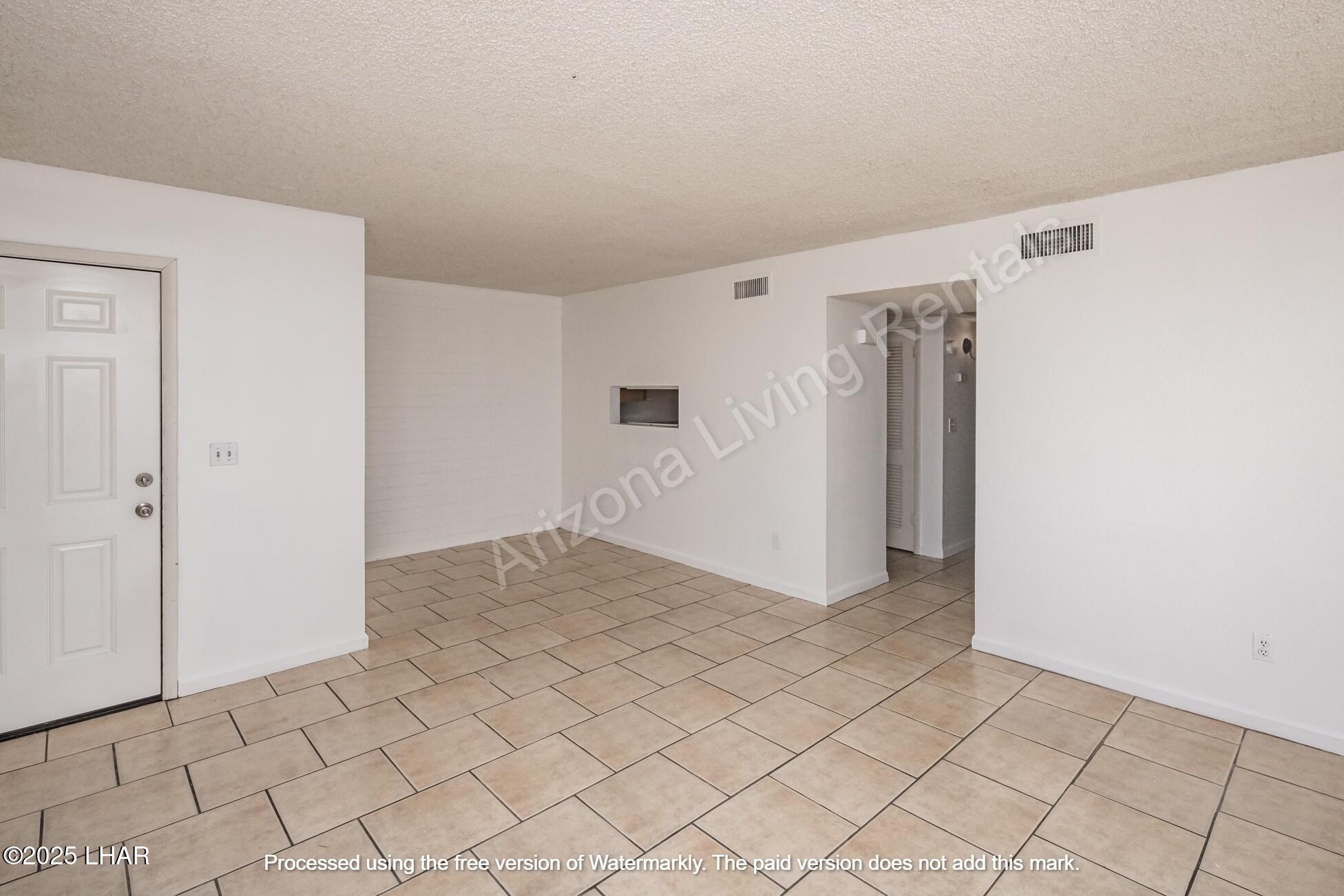 2241 Sandwood Dr 2 Property Photo 3
