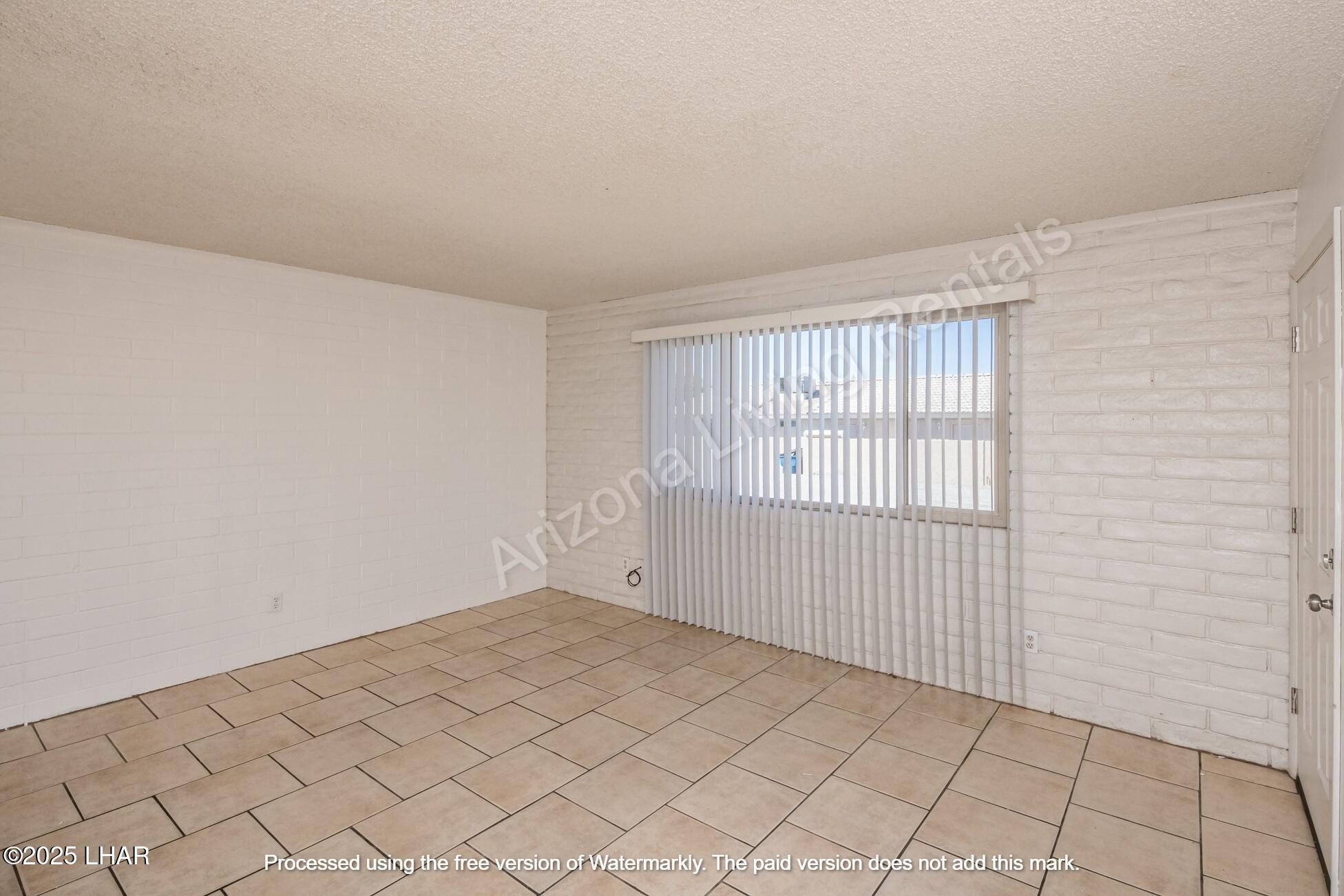 2241 Sandwood Dr 2 Property Photo 9