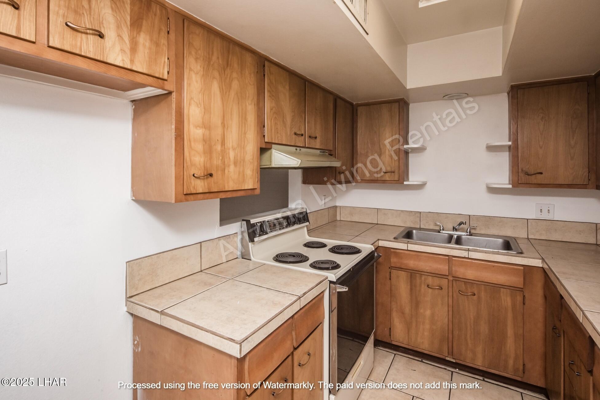 2241 Sandwood Dr 2 Property Photo 10