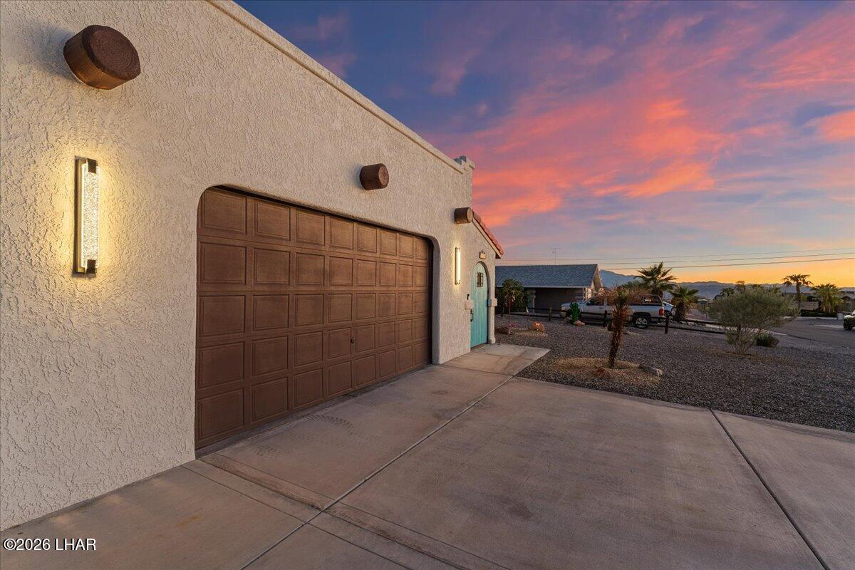 3530 Mockingbird Dr Property Photo 3
