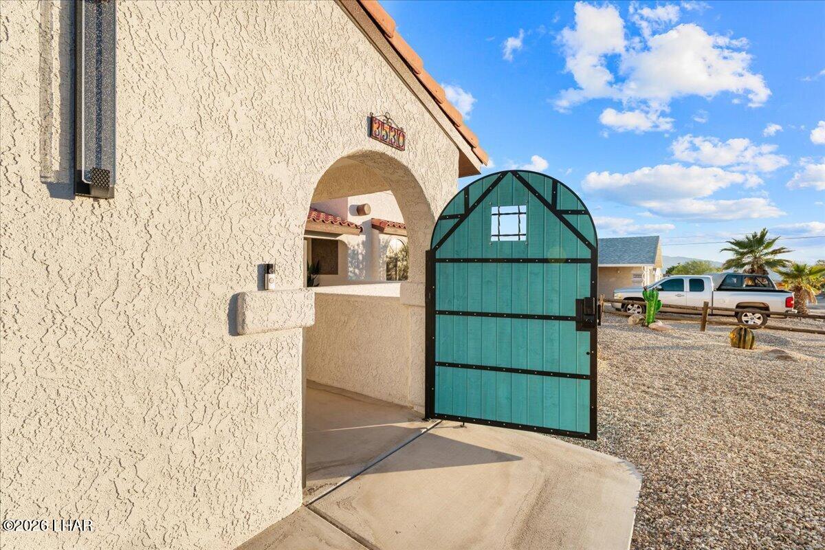 3530 Mockingbird Dr Property Photo 6
