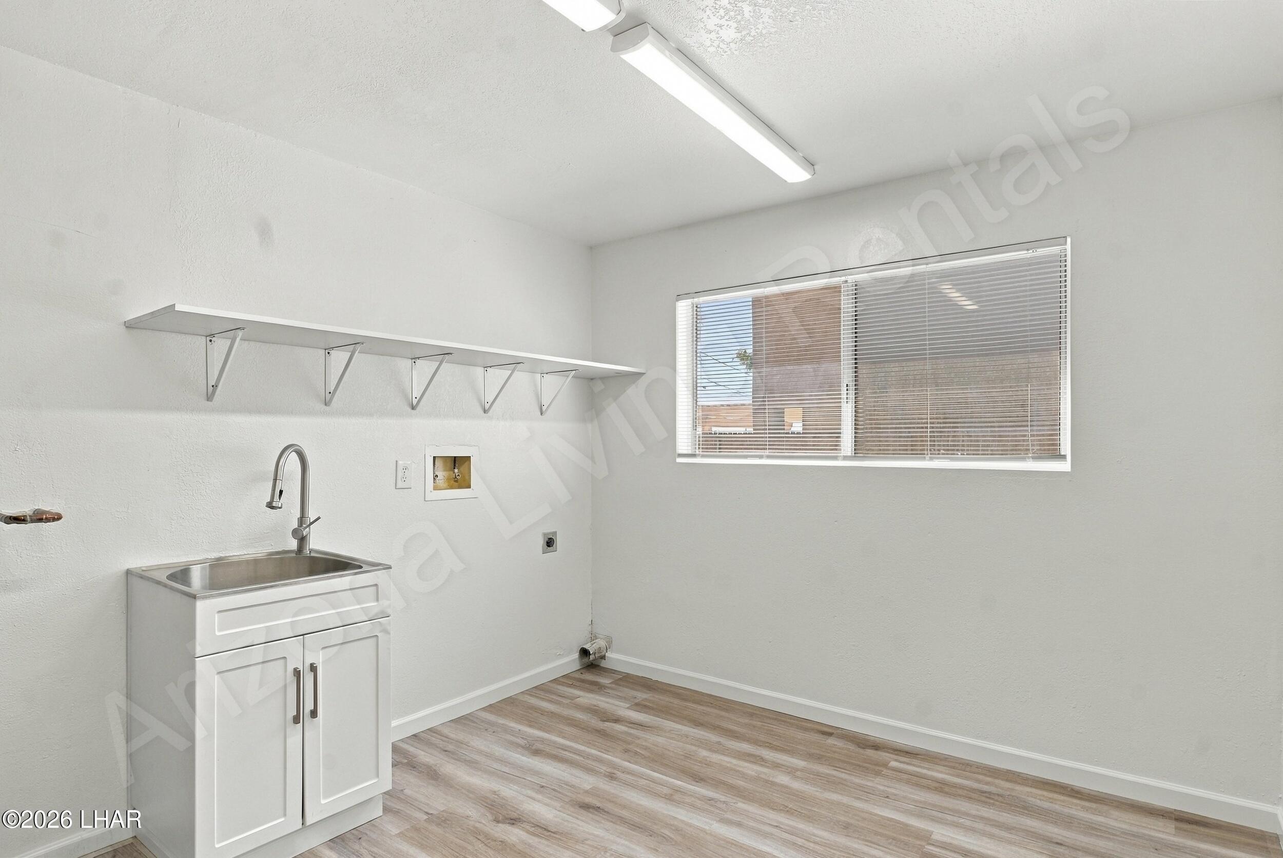 1290 Tanqueray Dr 1290 Property Photo 13