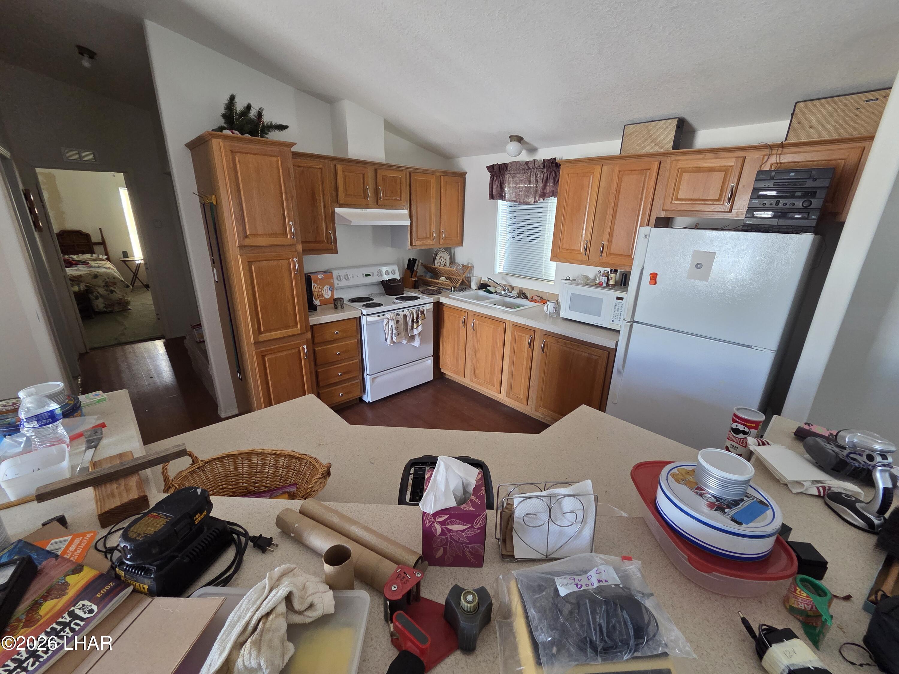 675 W Falcon Dr Property Photo 11