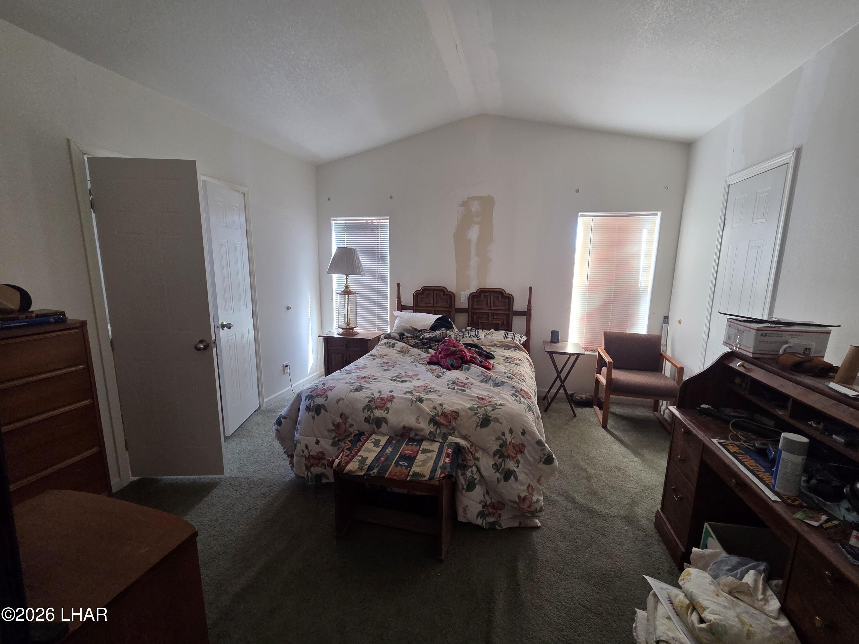 675 W Falcon Dr Property Photo 19
