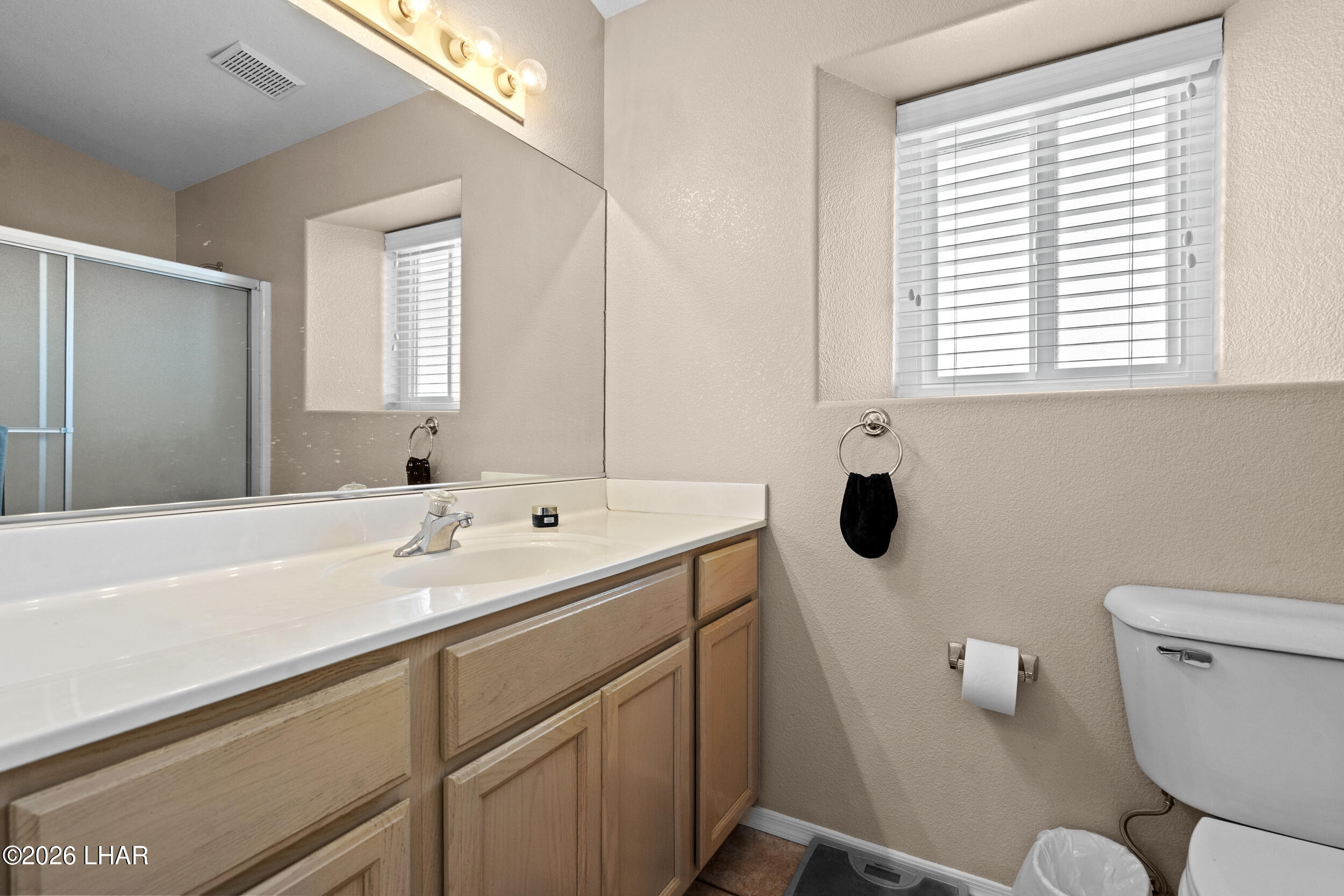 2440 Seabring Dr Property Photo 18