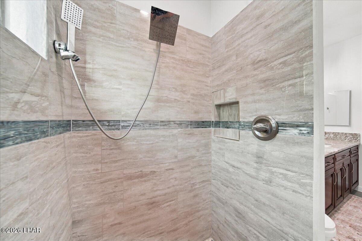 1946 E Corry Ln Property Photo 18