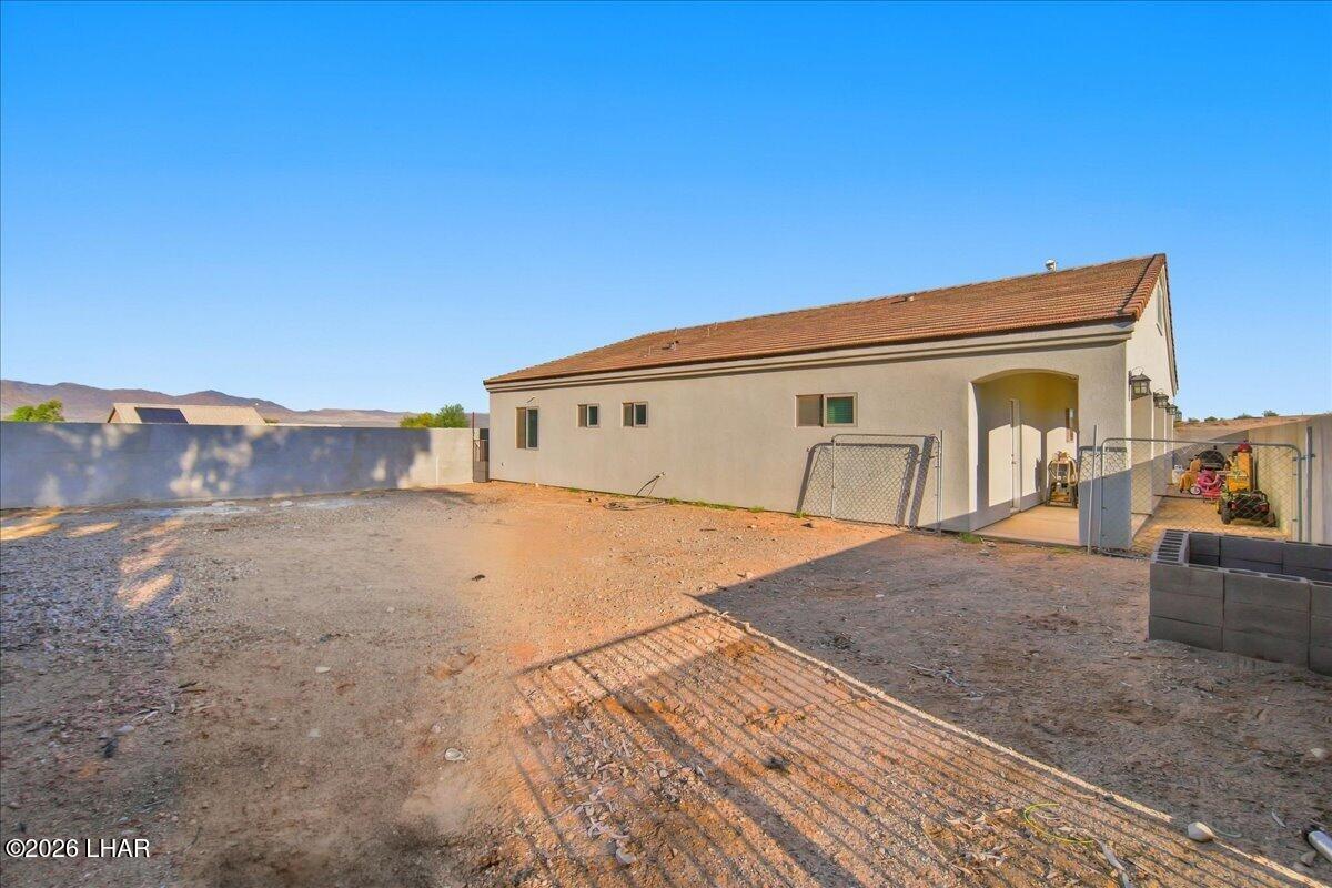 1946 E Corry Ln Property Photo 43