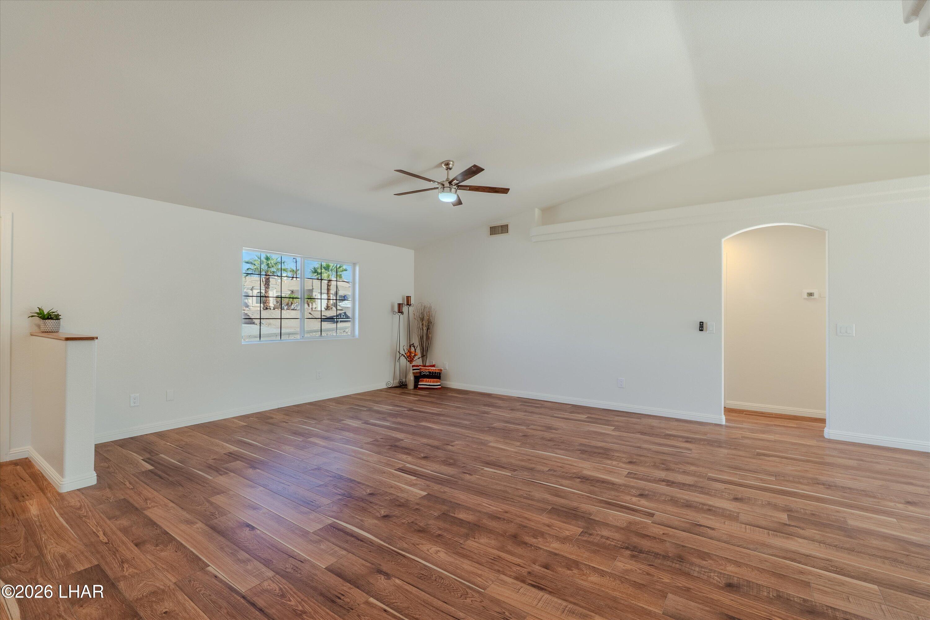 3350 Fountain Palm Dr Property Photo 10