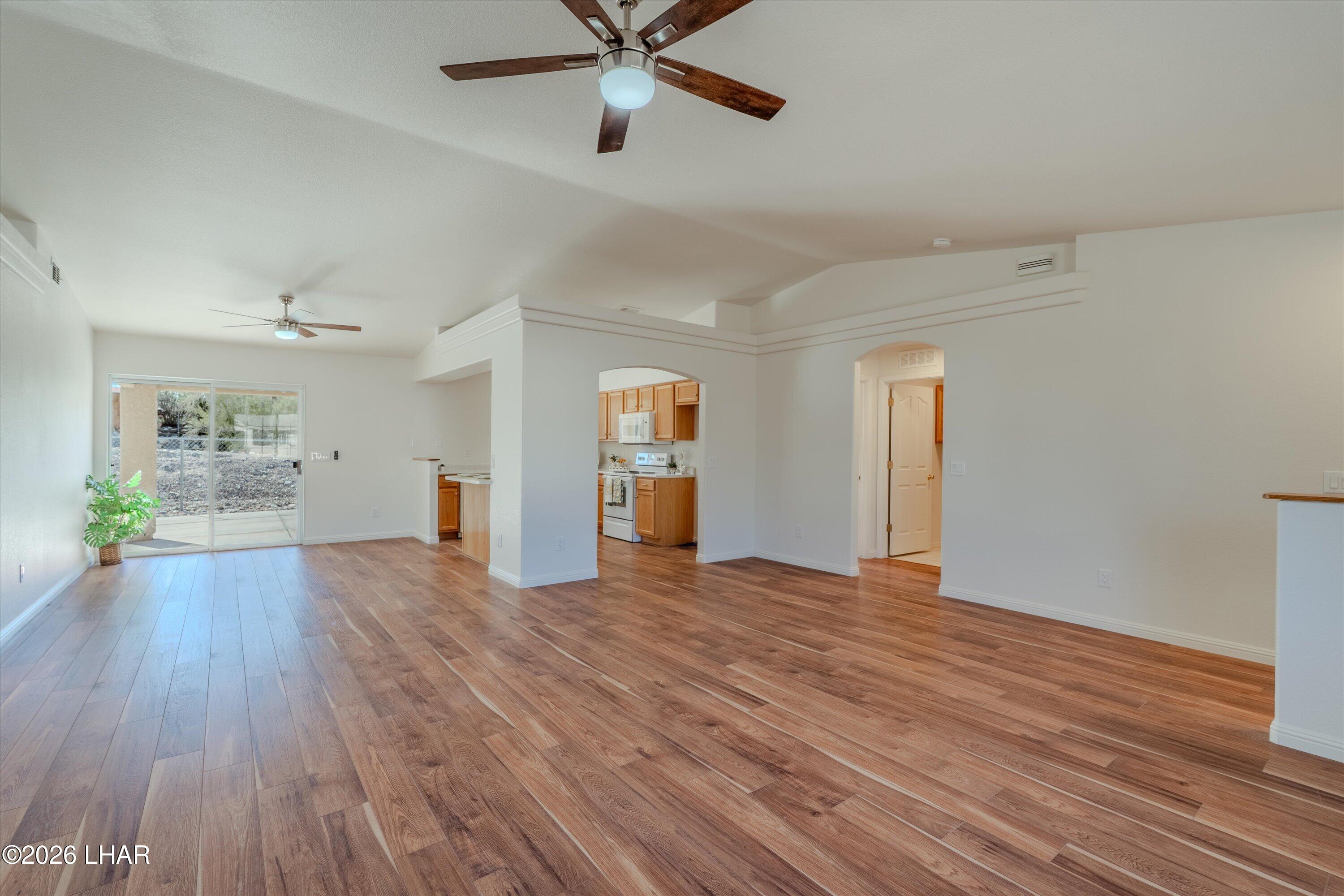 3350 Fountain Palm Dr Property Photo 11