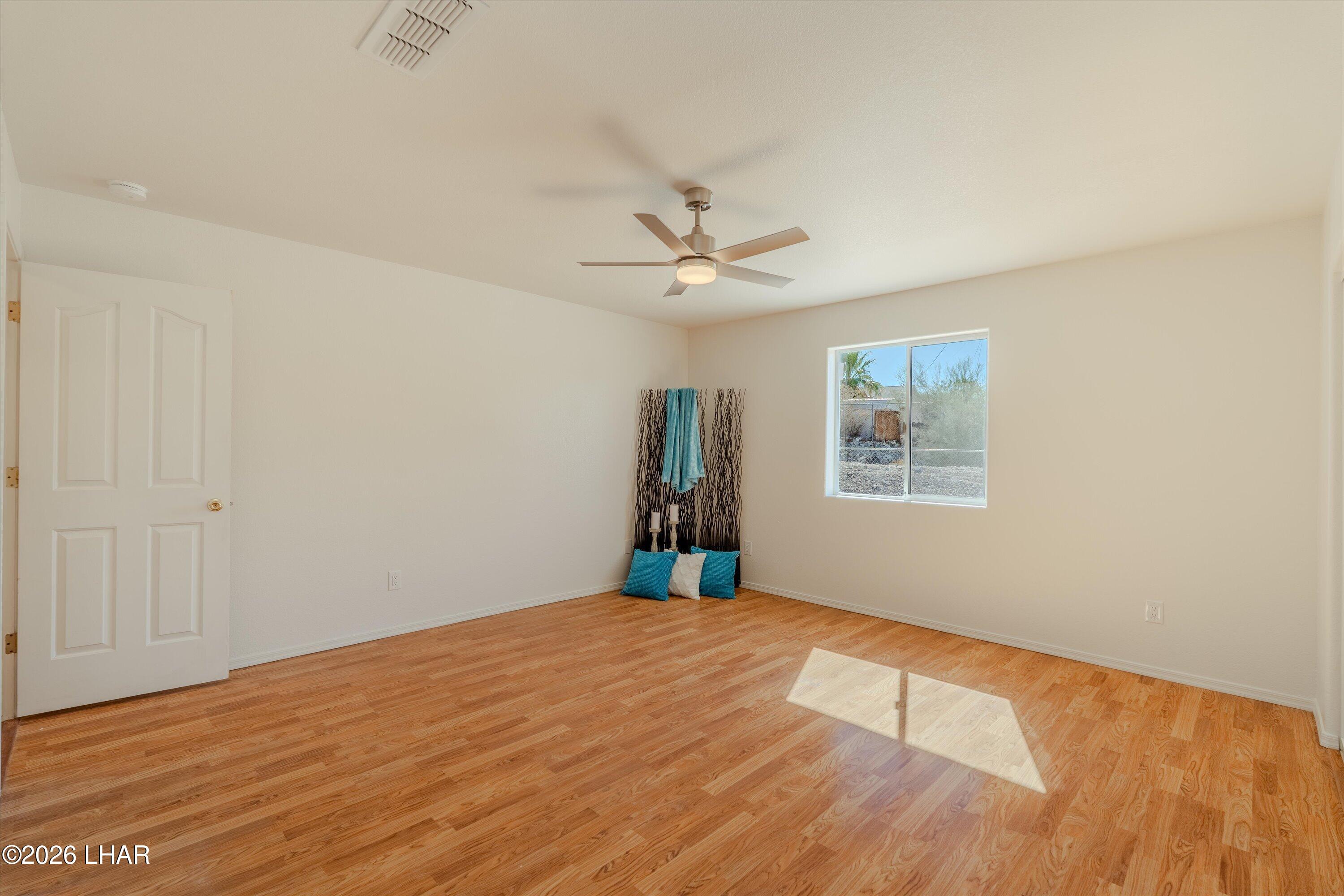 3350 Fountain Palm Dr Property Photo 23