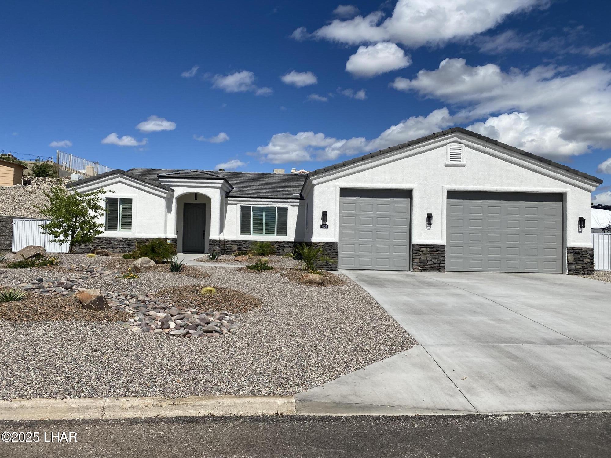 1700 On Your Level Lot Property Photo 1