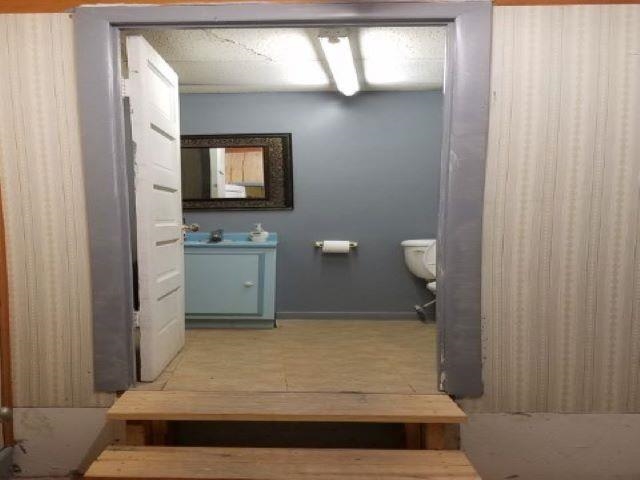 213 E Rice St Property Photo 5