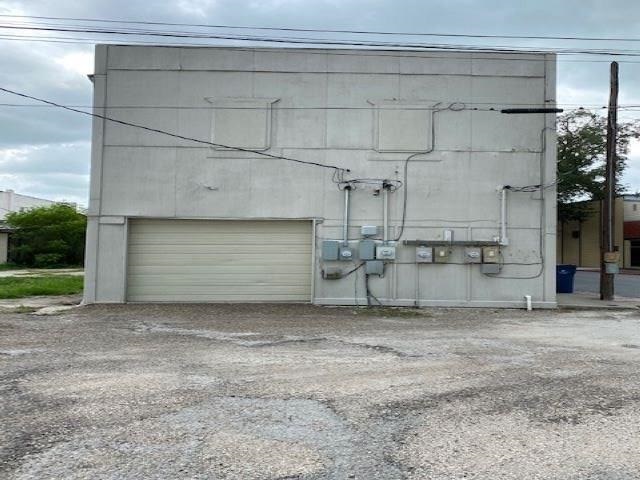 213 E Rice St Property Photo 15