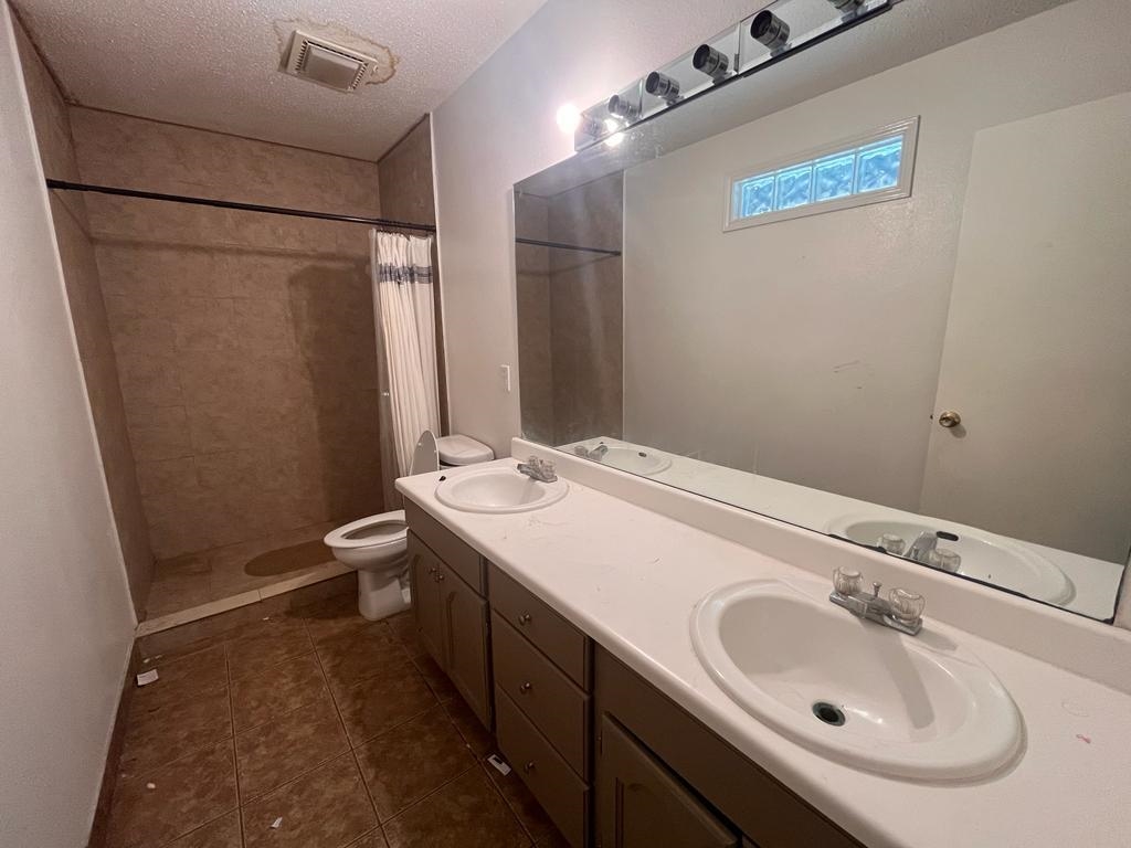 4323 Revolution Rd Property Photo 19