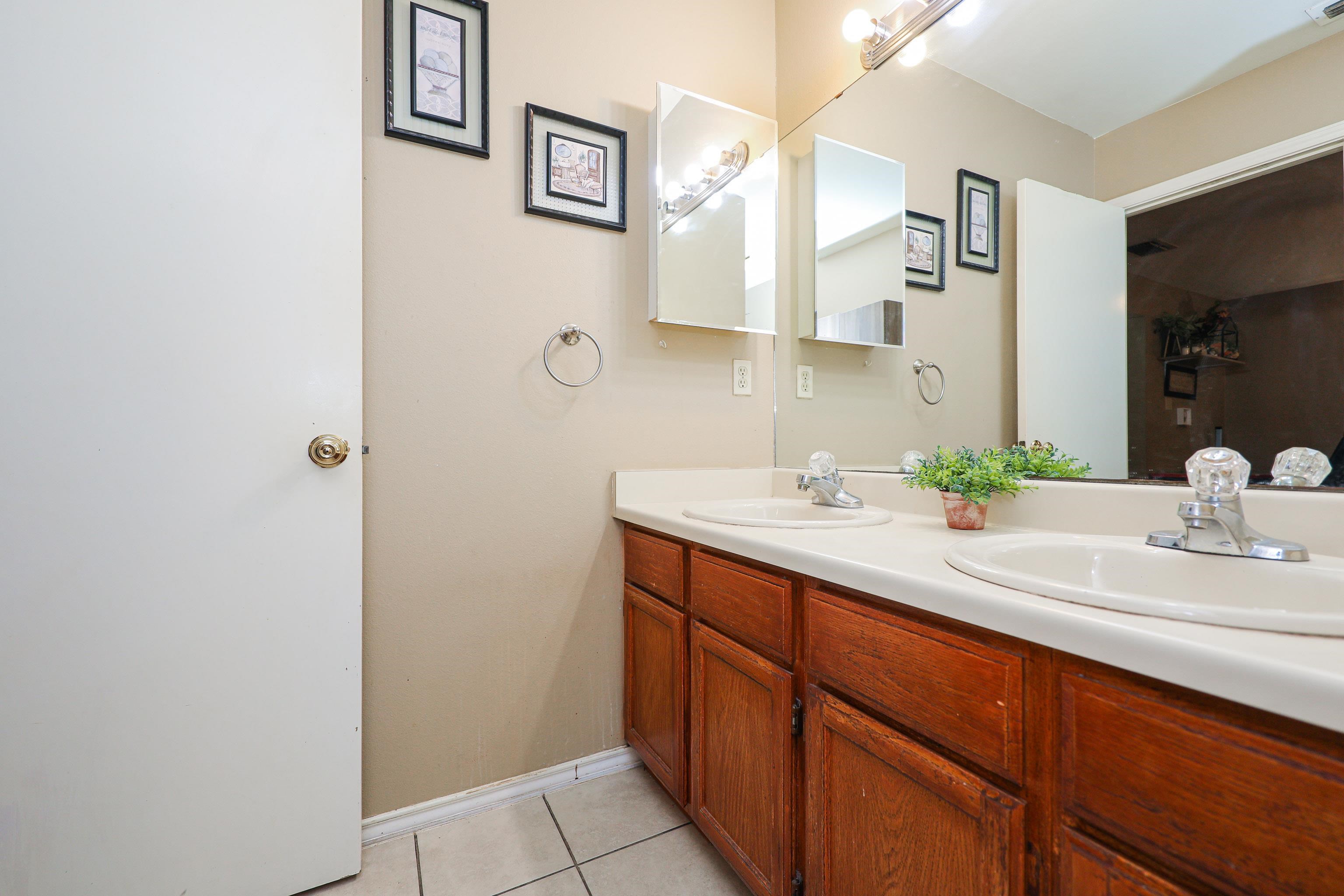 1643 Sweden Ln Property Photo 17