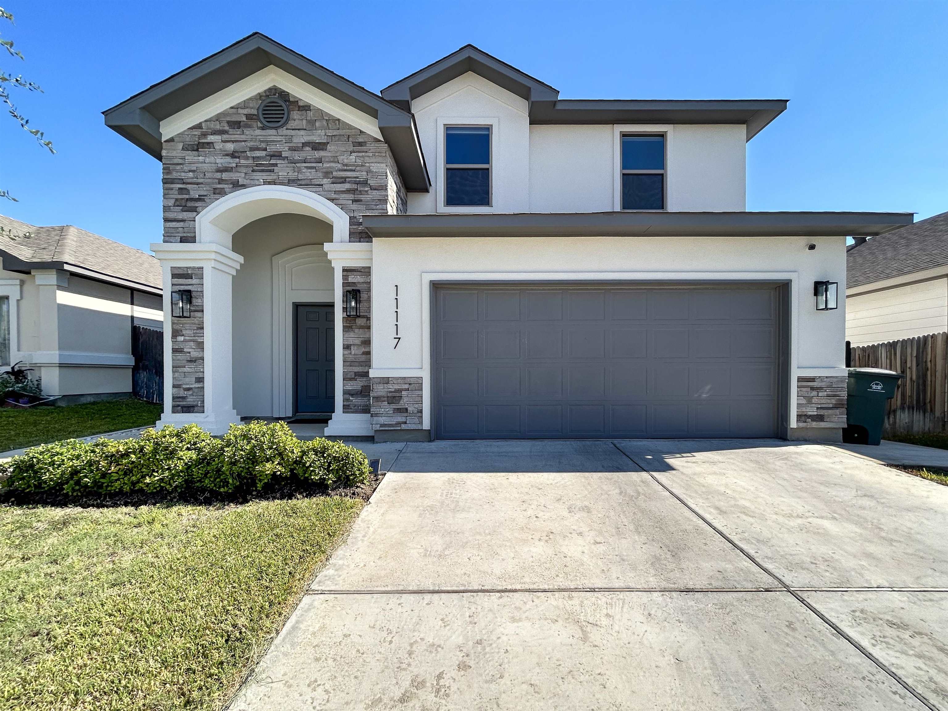 11117 Palmillas Loop Property Photo 1