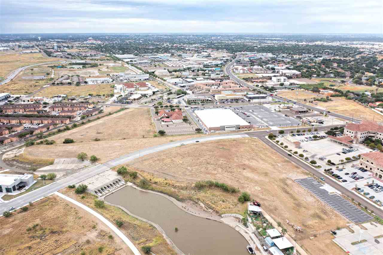 00 University Blvd Property Photo 13