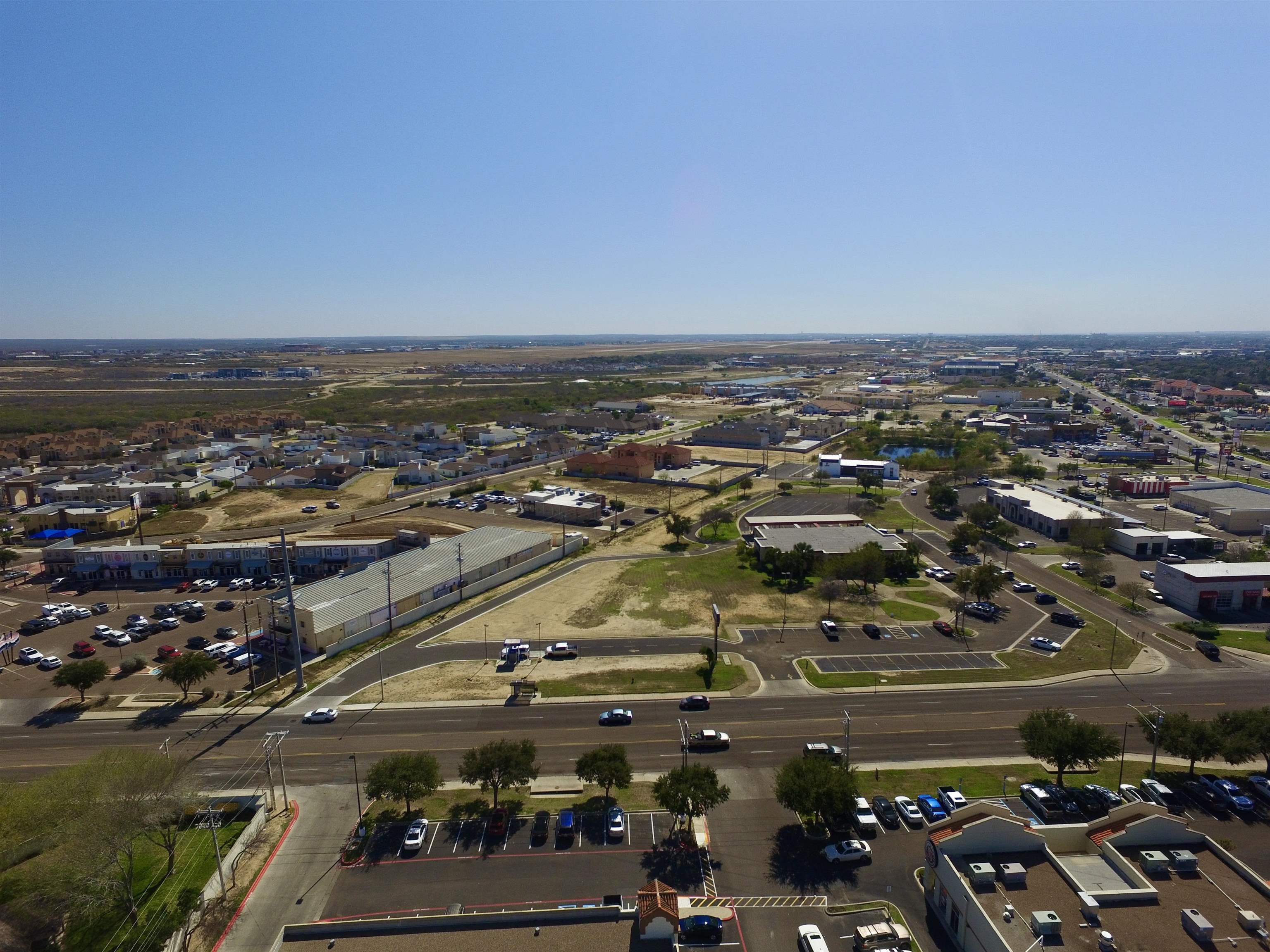 1321 E Del Mar Blvd Property Photo 1