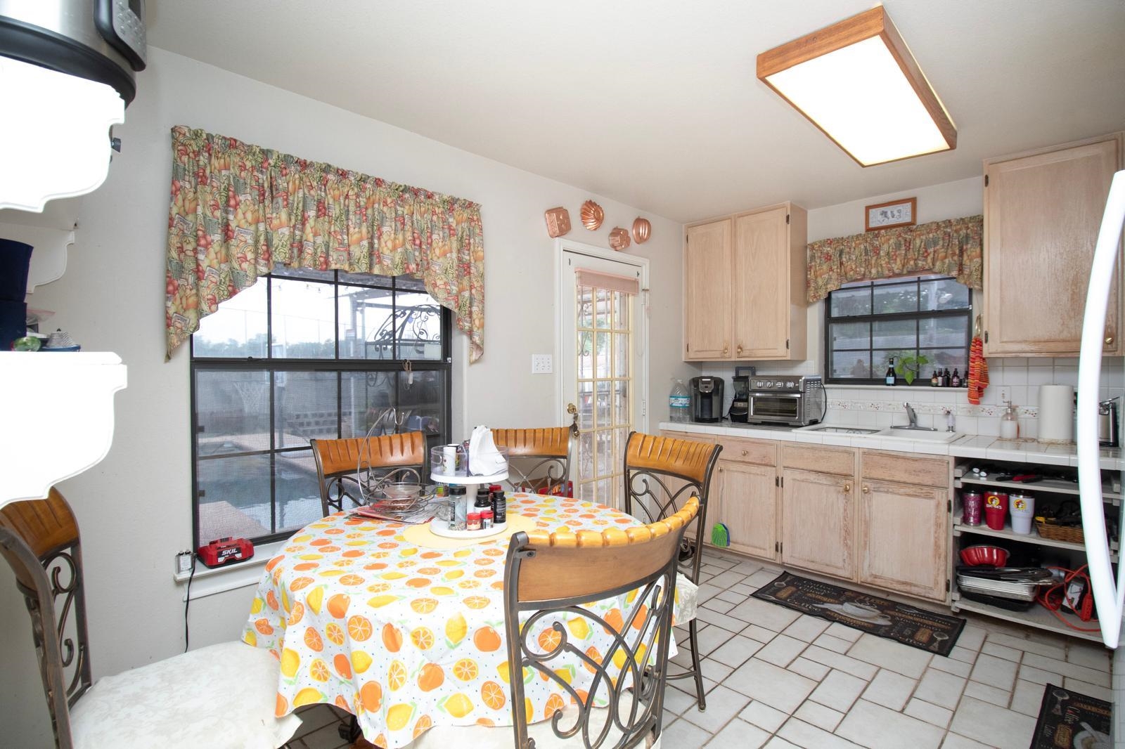 6601 Brixton Ct Property Photo 6