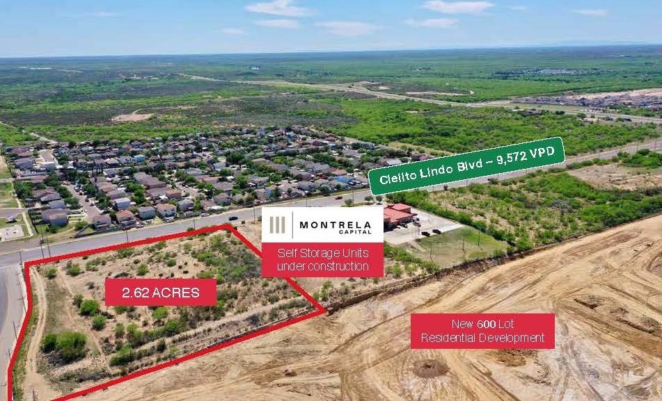 313 Cielito Lindo Blvd Property Photo 3