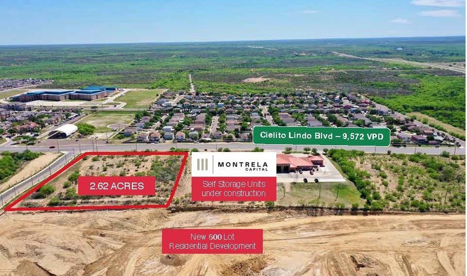 313 Cielito Lindo Blvd Property Photo 4