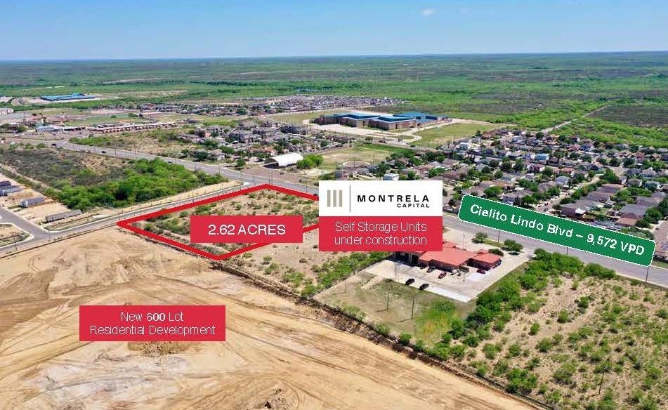 313 Cielito Lindo Blvd Property Photo 5