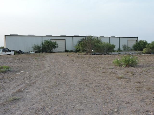 7611 U.s. Hwy 359 Property Photo 2
