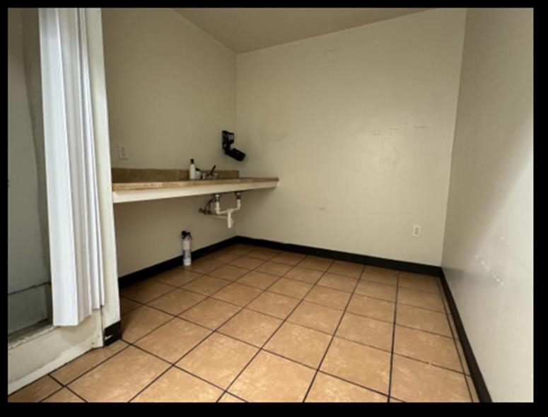 416 Grand Central Blvd Property Photo 7