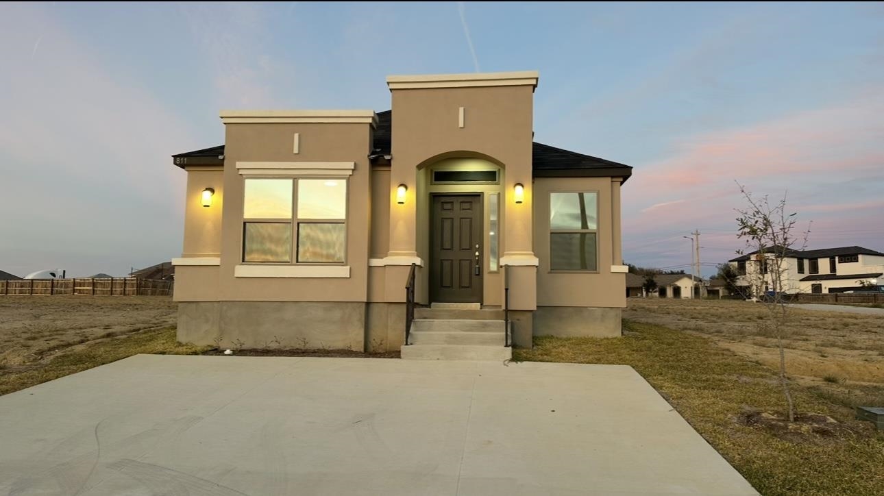 811 Monasterio Dr. Property Photo