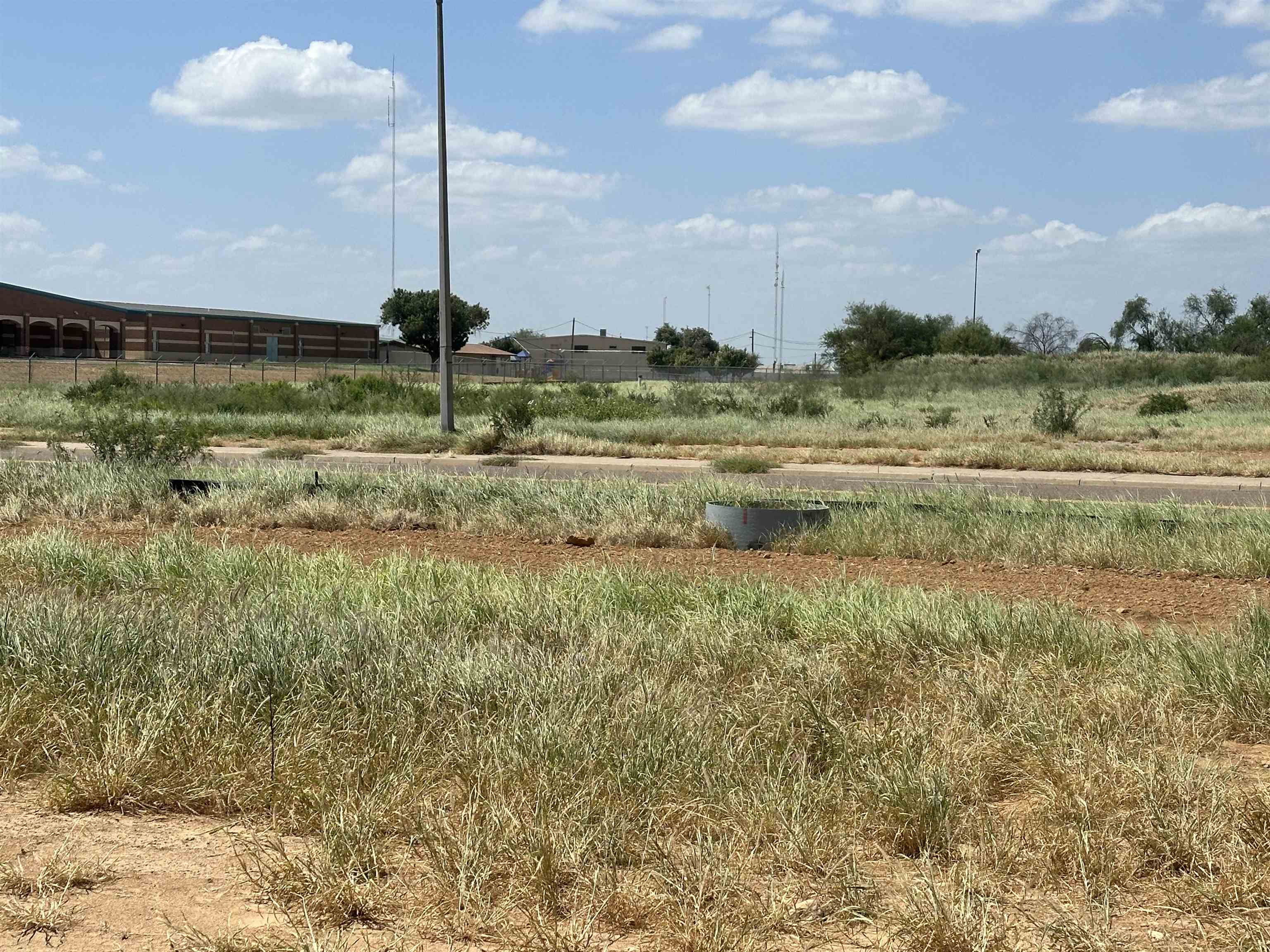 Fm 1472 La Bota Pkwy Property Photo 1