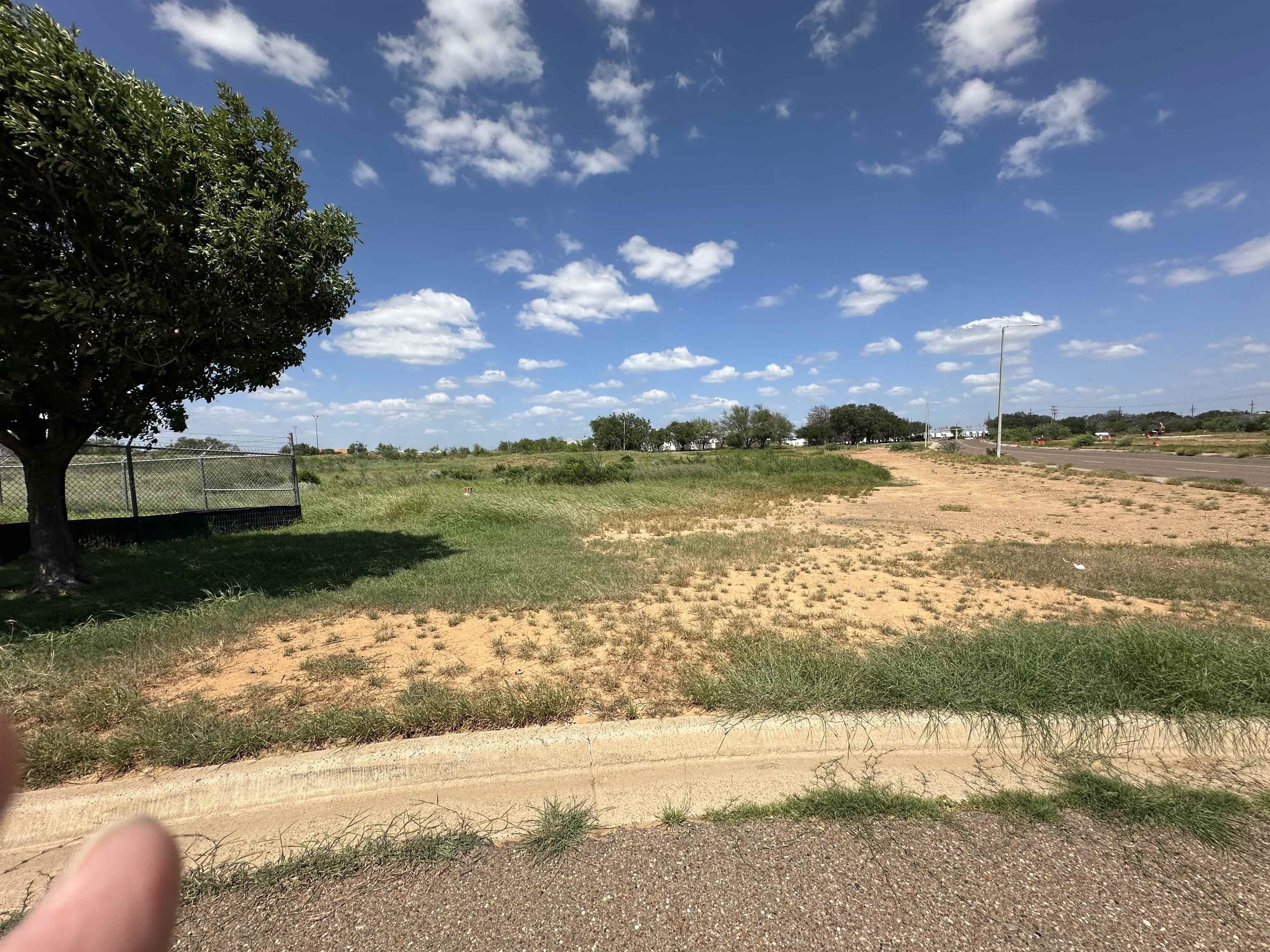 Fm 1472 La Bota Pkwy Property Photo 11