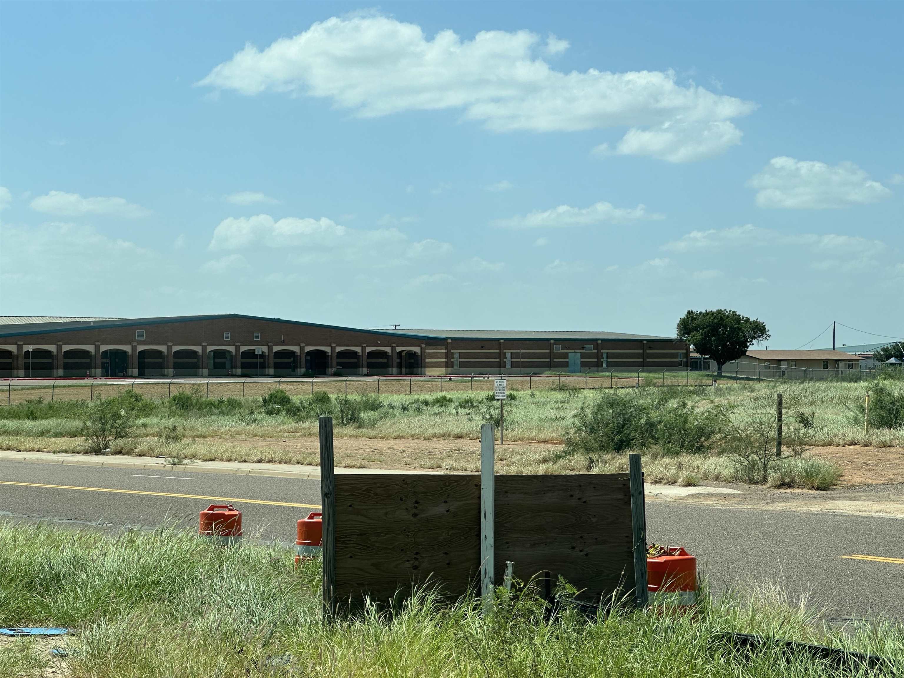 Fm 1472 La Bota Pkwy Property Photo 14