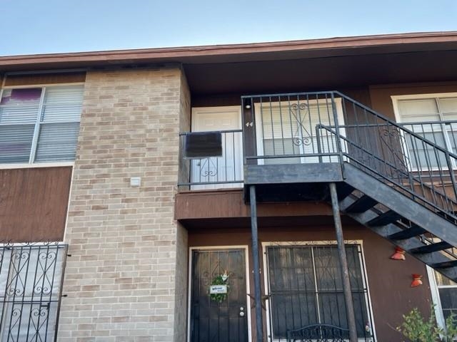4902 Marcella Ave Property Photo 1