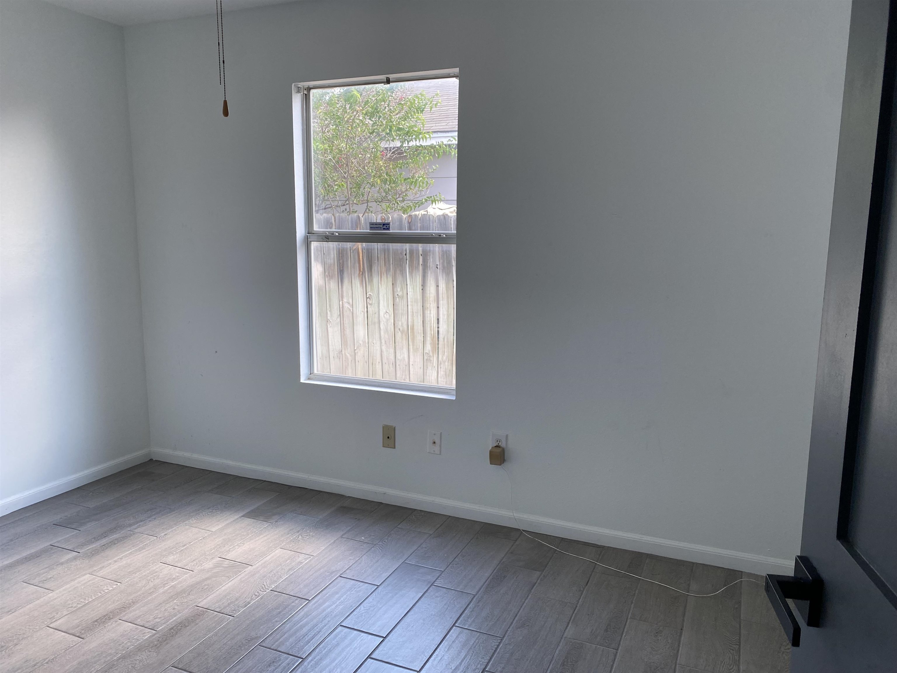 107 Woods Ct Property Photo 7