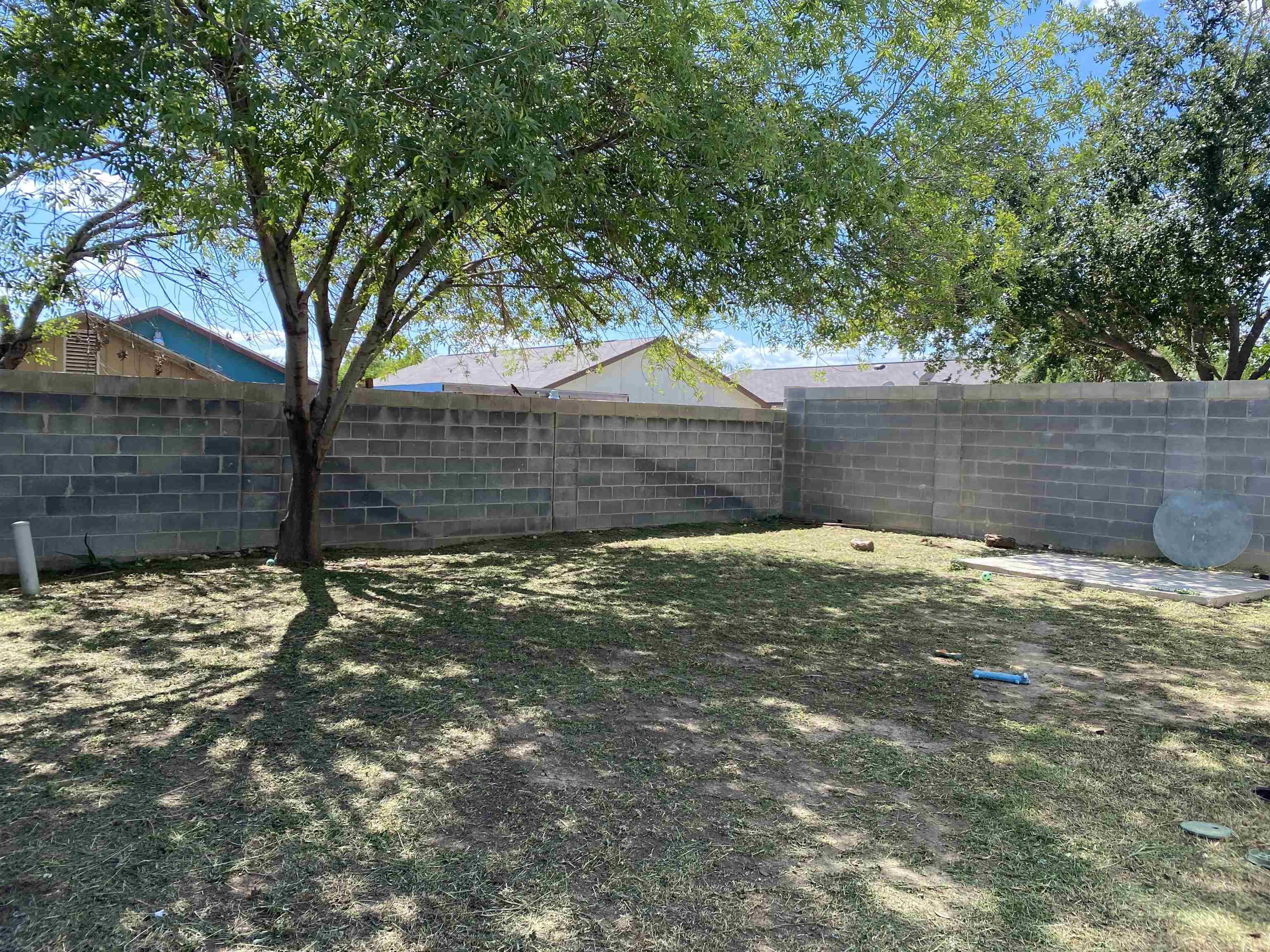 107 Woods Ct Property Photo 9