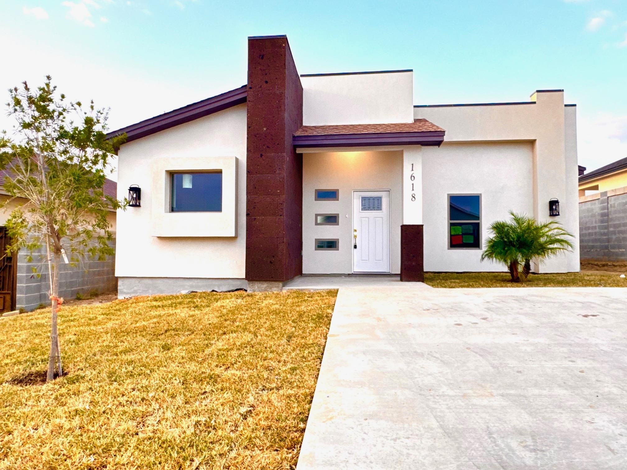 1618 Doctora Eve Perez Ln Property Photo