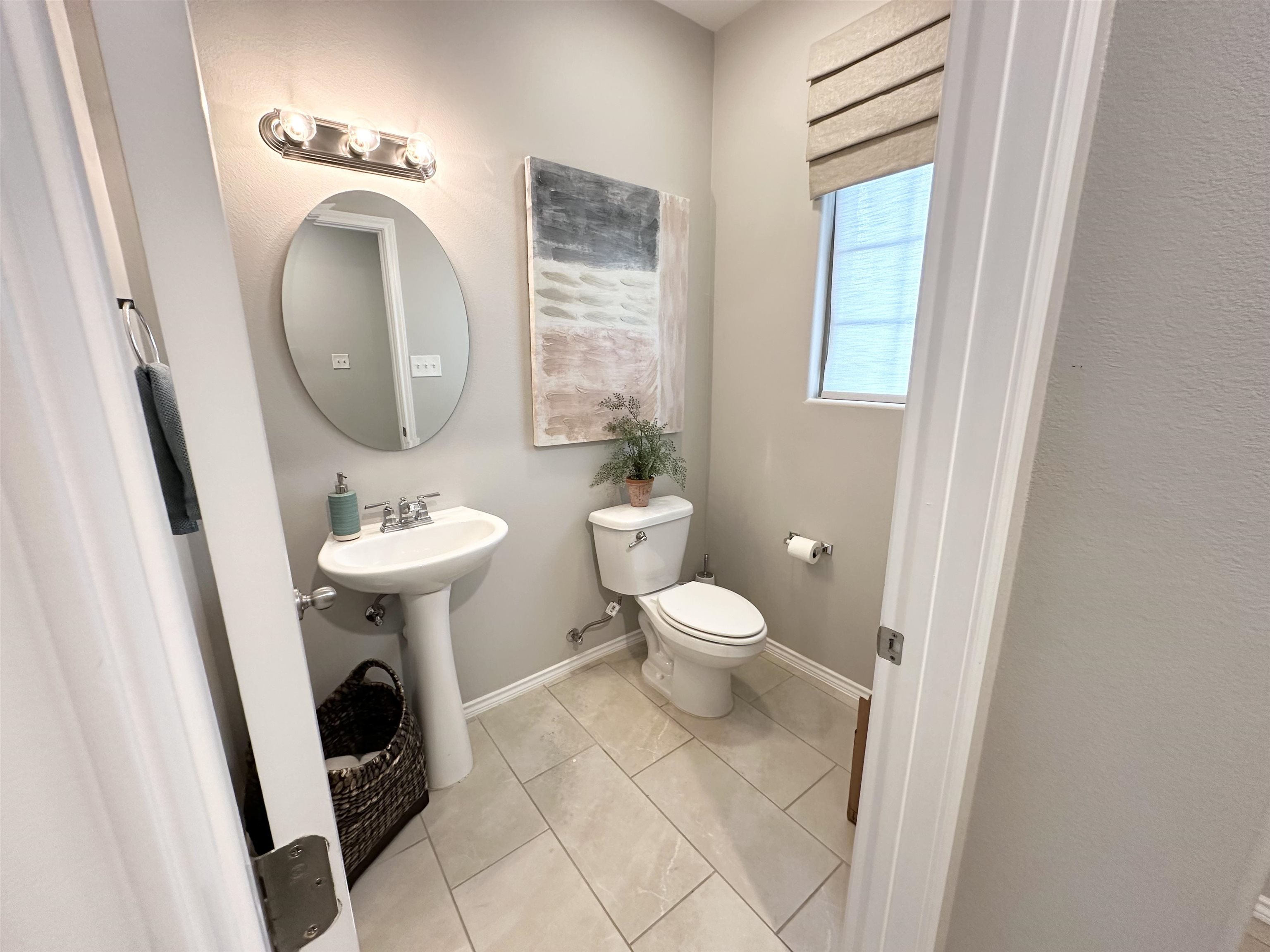 310 Baywater Hill Ln Property Photo 9