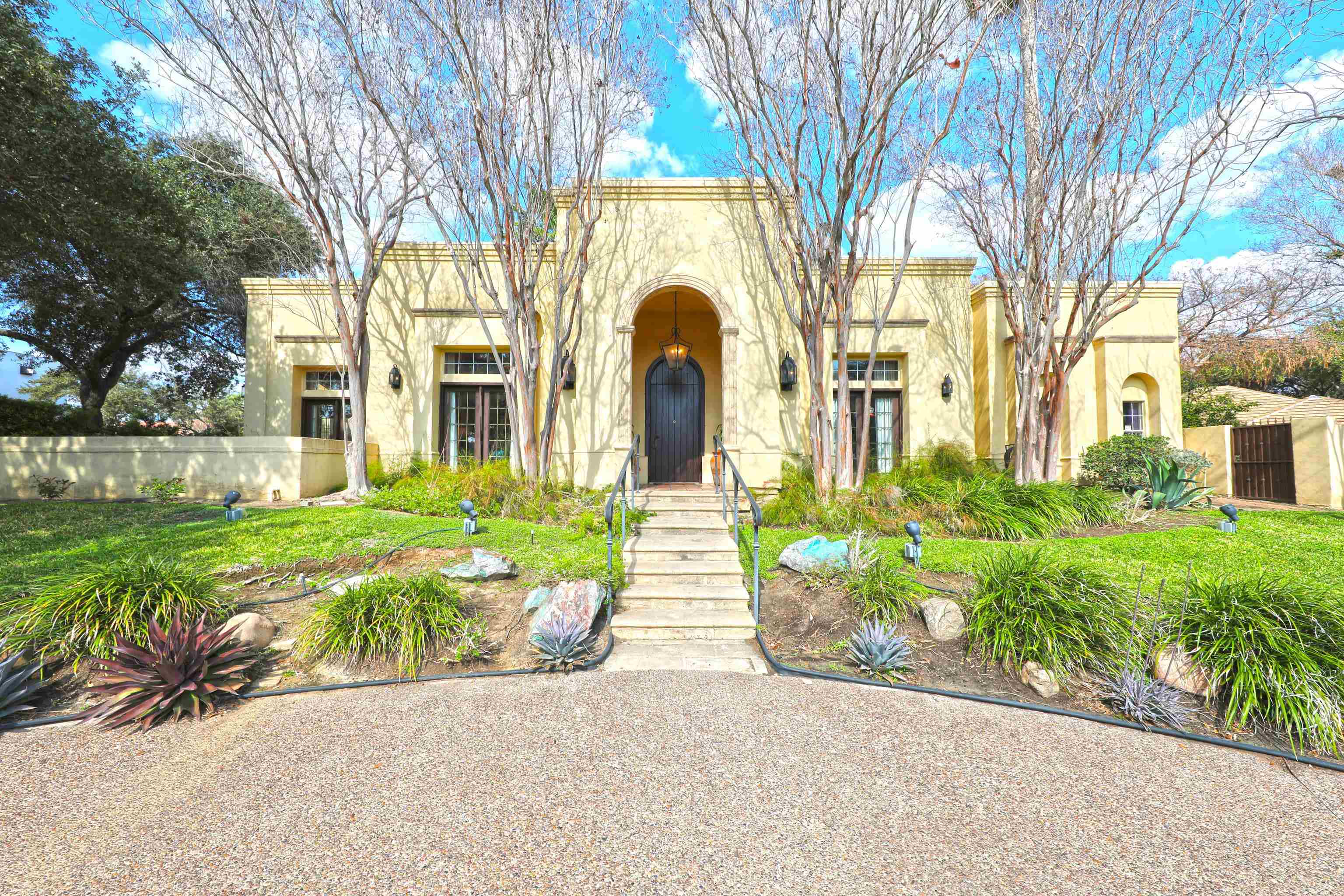 3102 Fair Oaks Dr Property Image