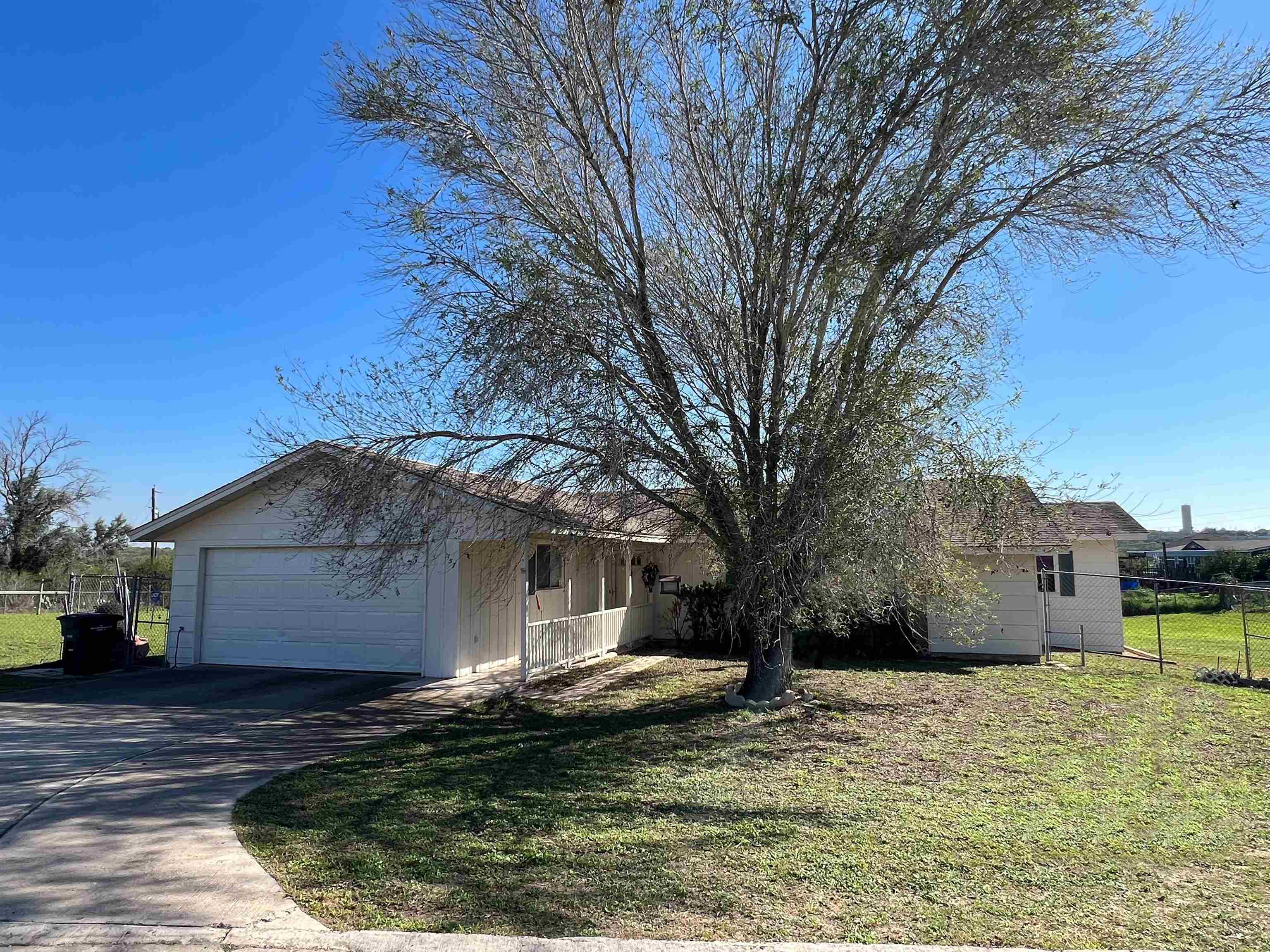 357 Mango Dr. Property Photo 1