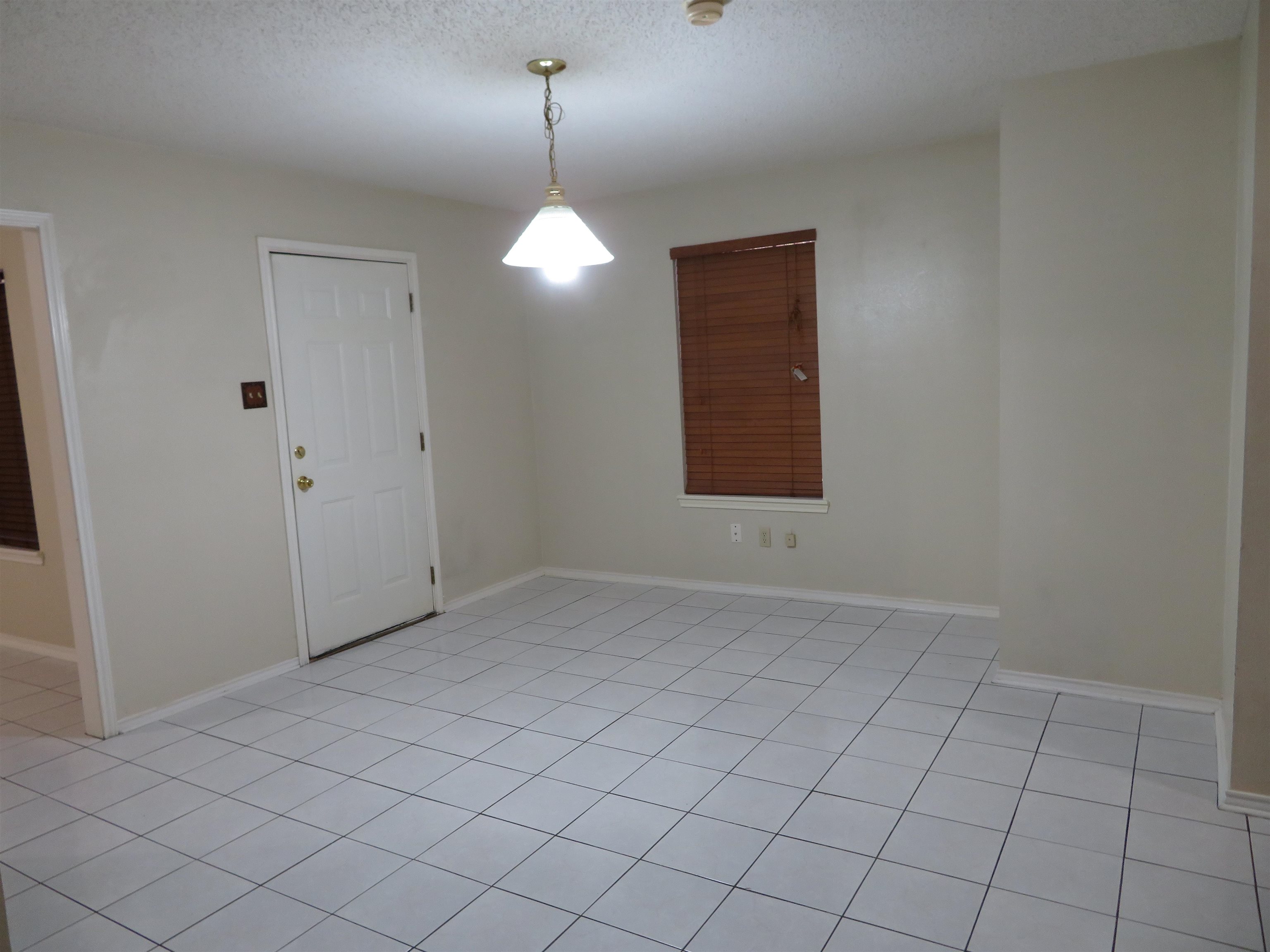 8801 Mcpherson Rd Property Photo 3