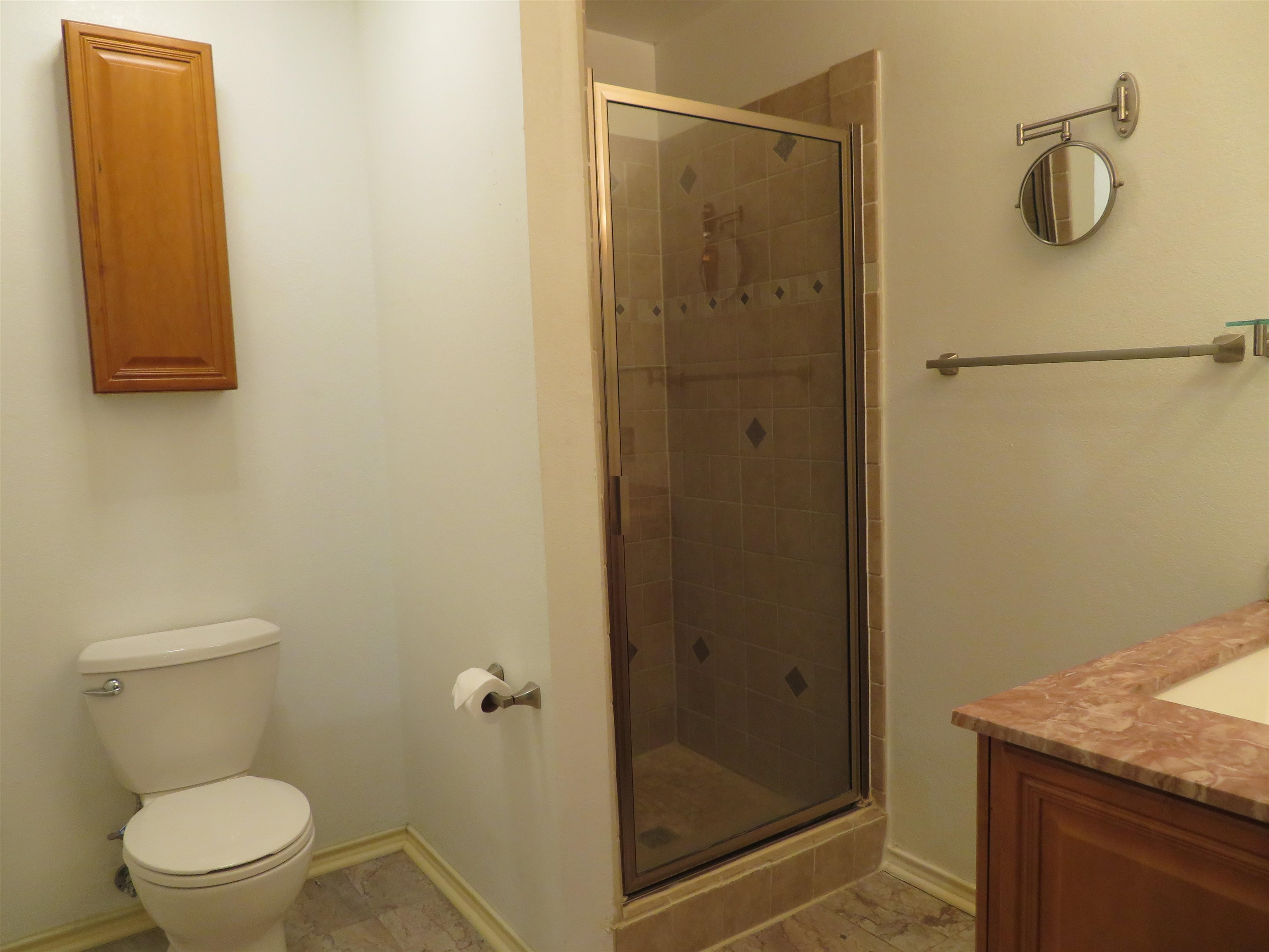 8801 Mcpherson Rd Property Photo 12