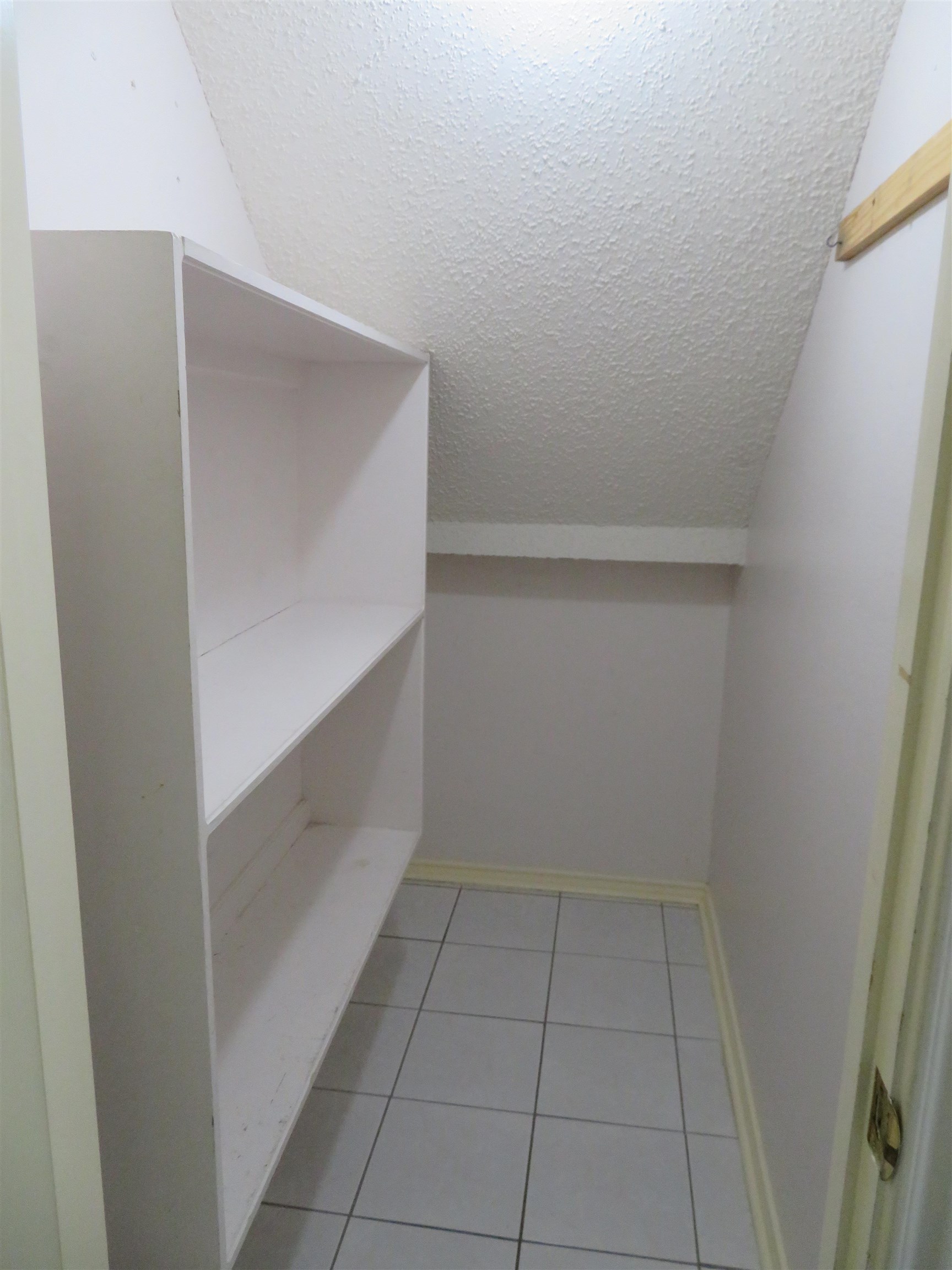 8801 Mcpherson Rd Property Photo 14