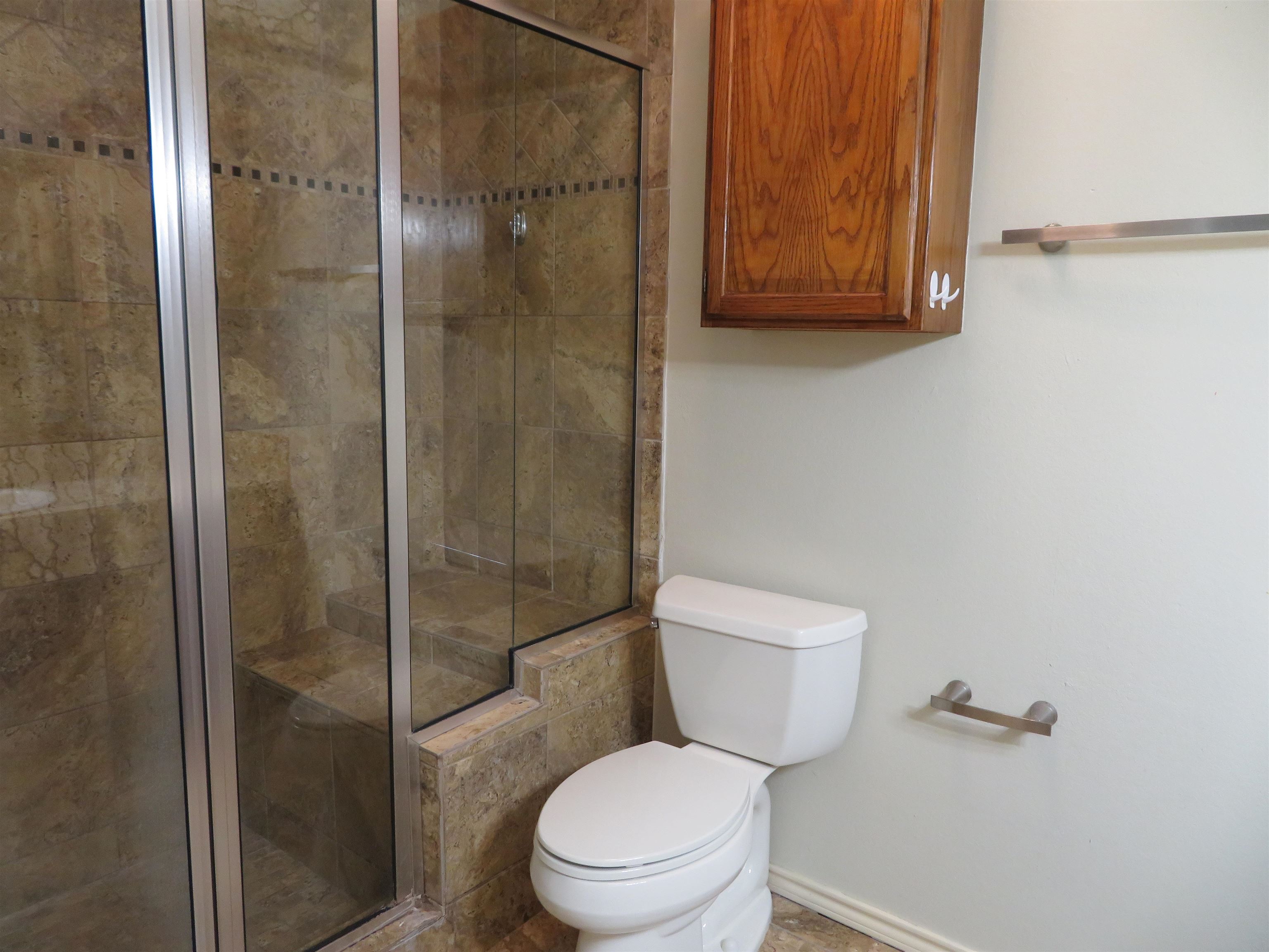 8801 Mcpherson Rd Property Photo 16