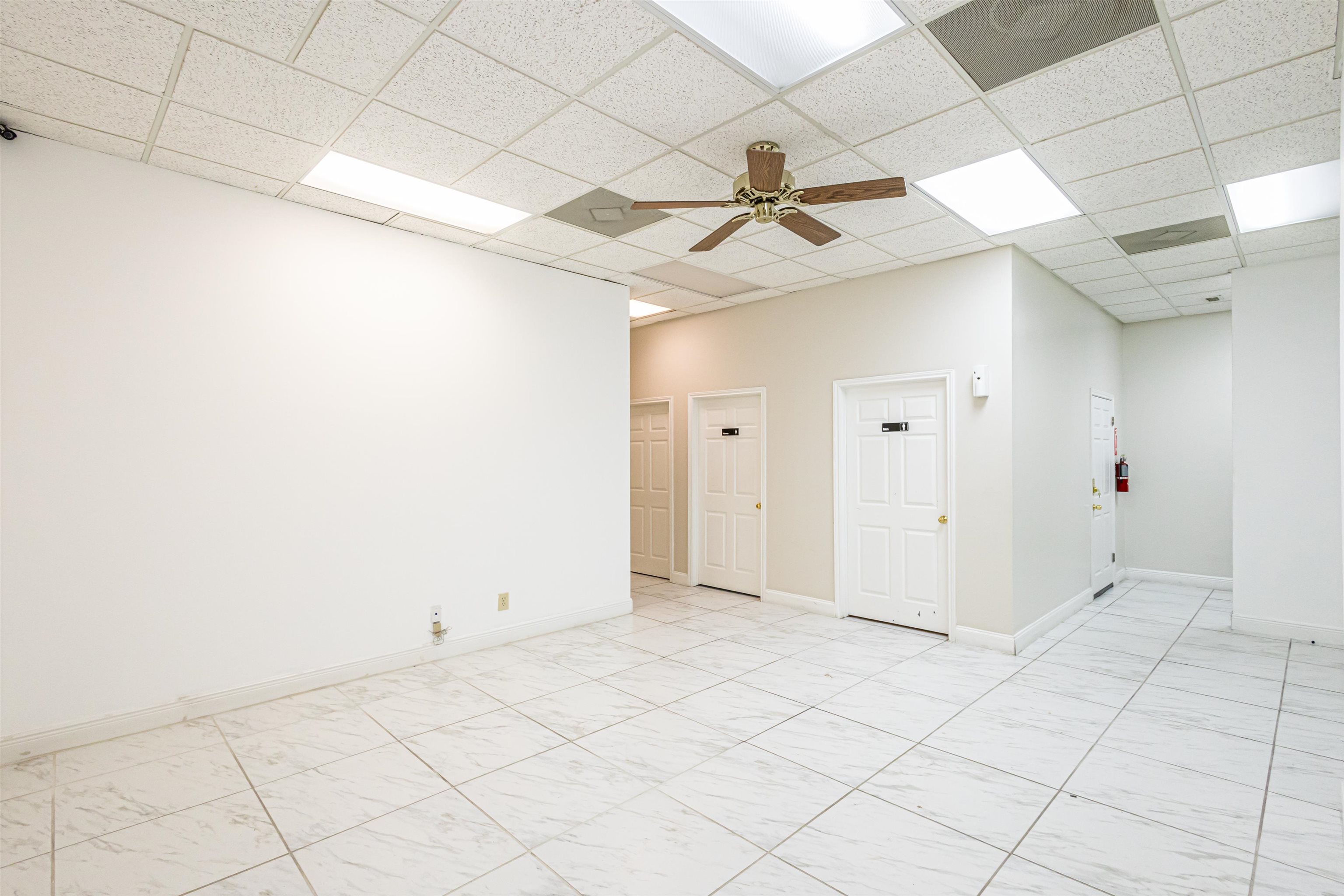 213 W Village Blvd Property Photo 18
