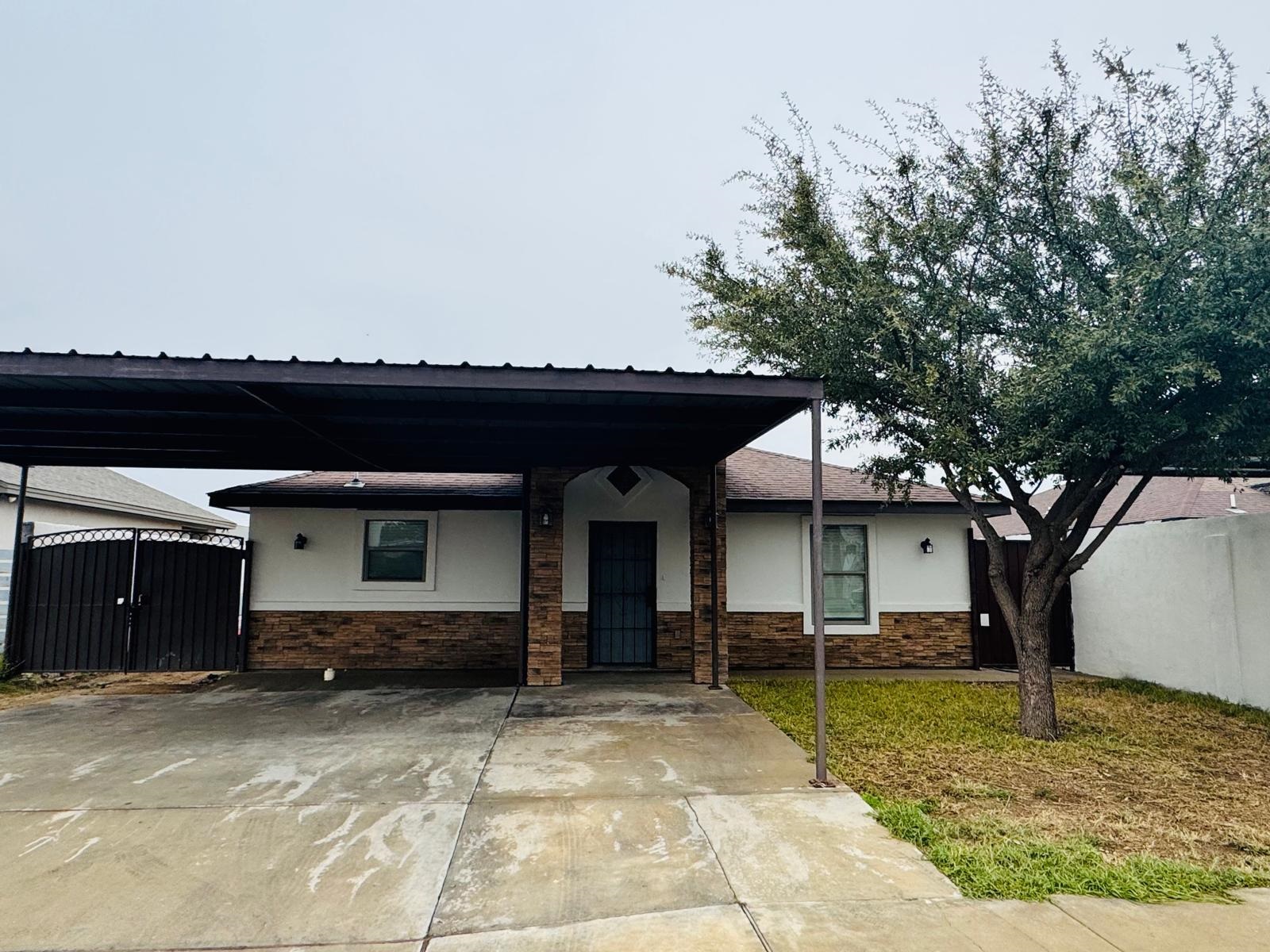 1424 Franc Cigarroa Dr Property Photo