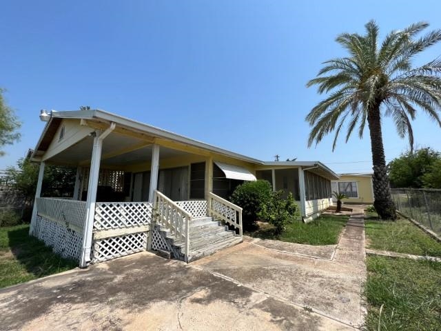 5117 Siesta Ln Property Photo 6