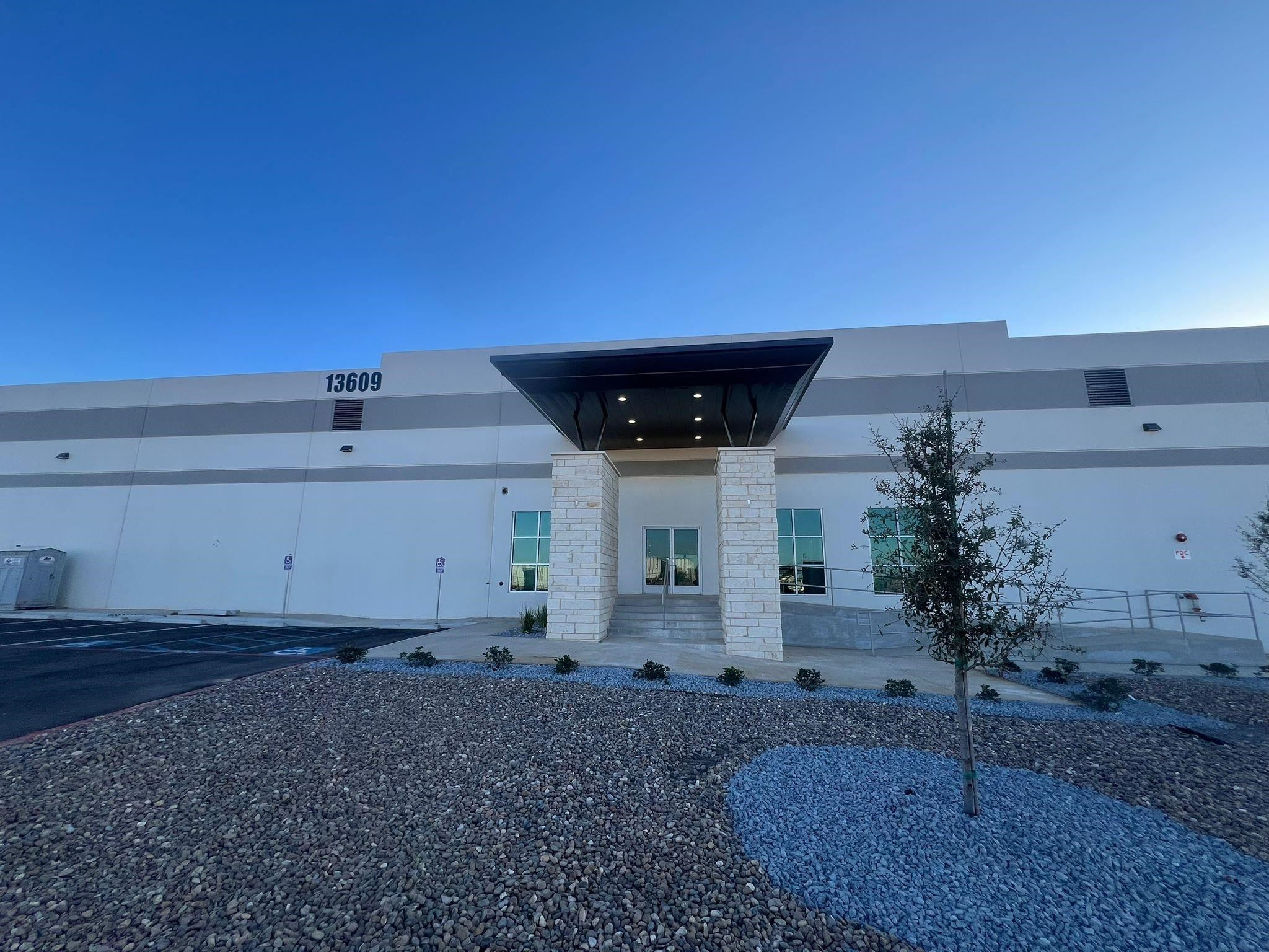 13609 Evolution Lp. Property Photo 9