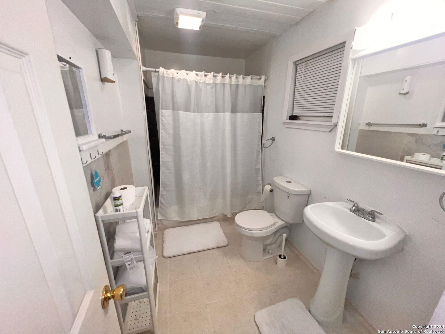 444 Taft Ct Property Photo 24