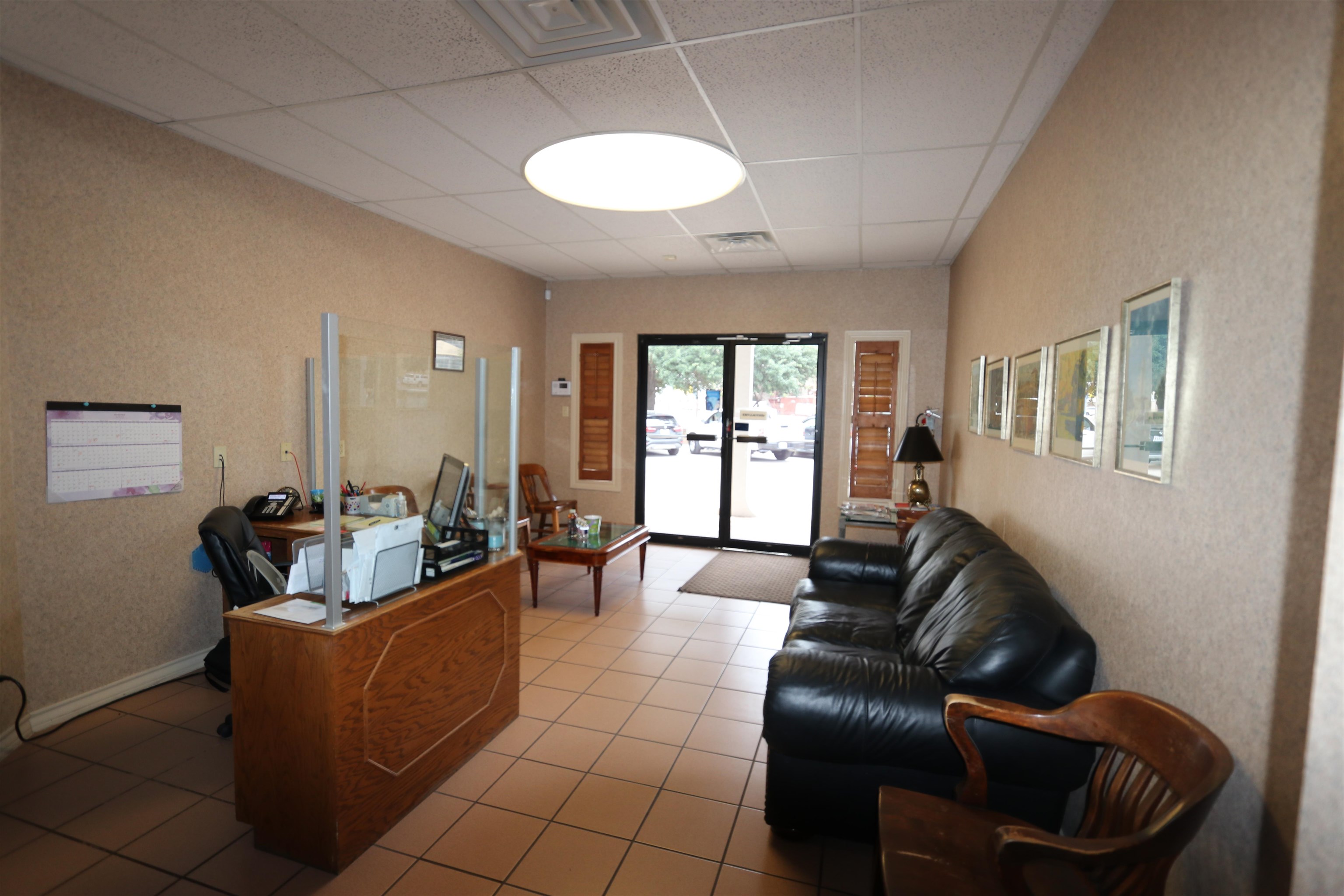 1302 Washington St Property Photo 4