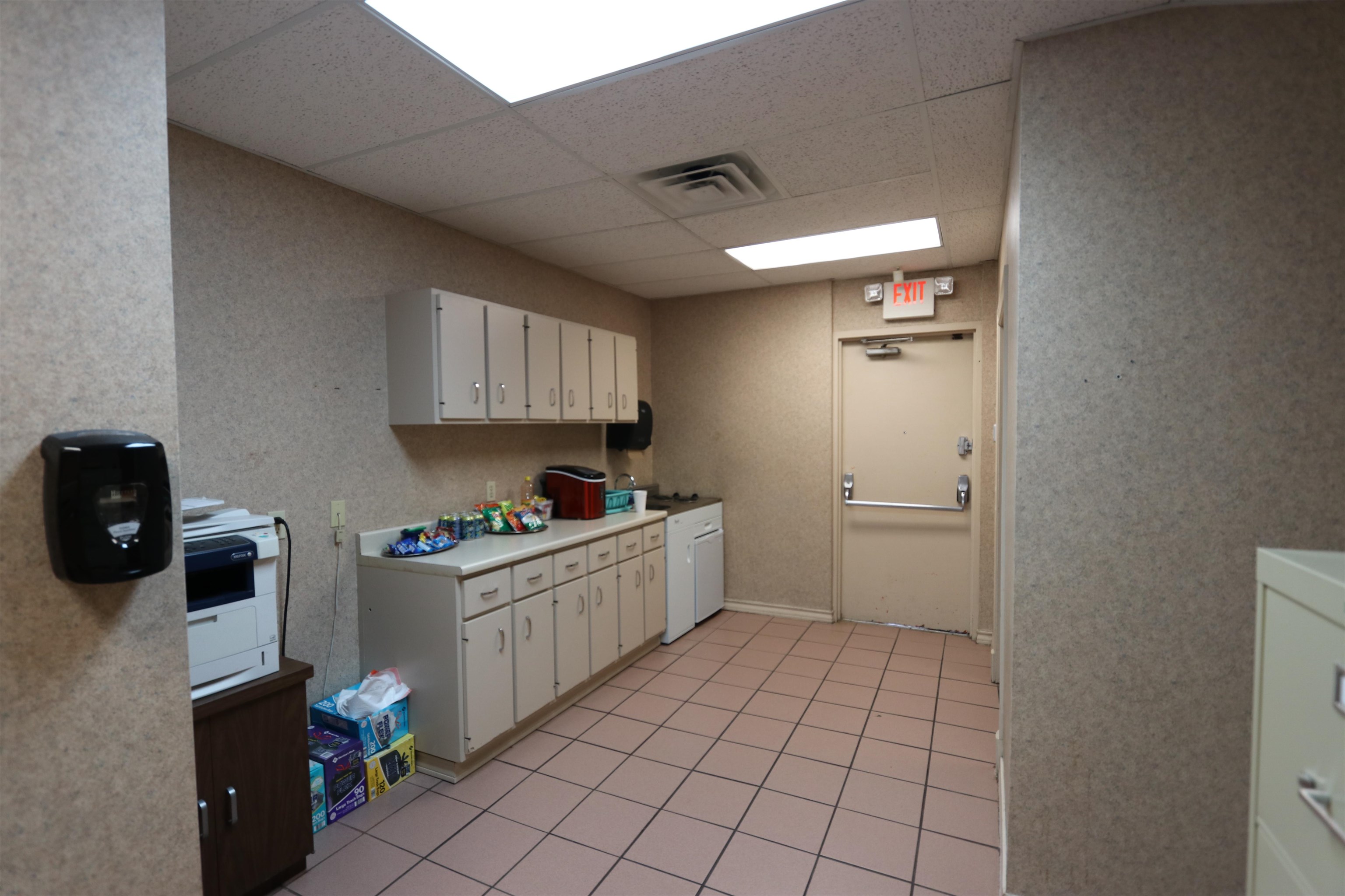 1302 Washington St Property Photo 10
